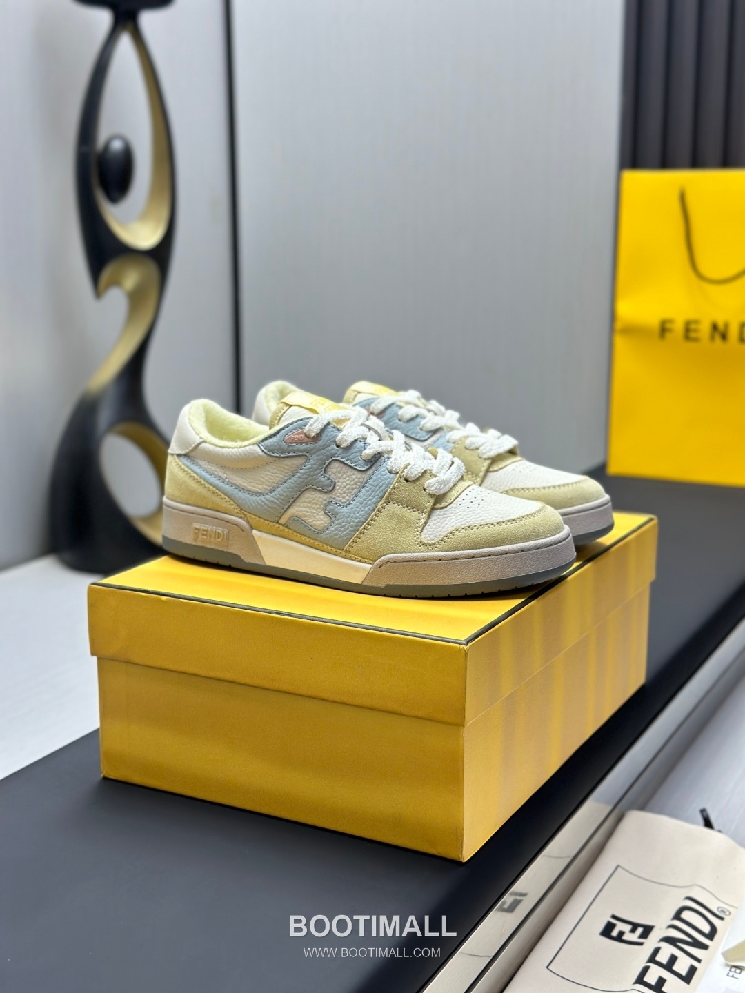 Fendi Match Suede Calfskin Leather Low Sneakers with FF Stitch Logo Embossed Sole Detail 펜디 매치 스웨이드 카프스킨 레더 로우 스니커즈 FF 스티치 로고 엠보싱 솔 디테일 3cm 2