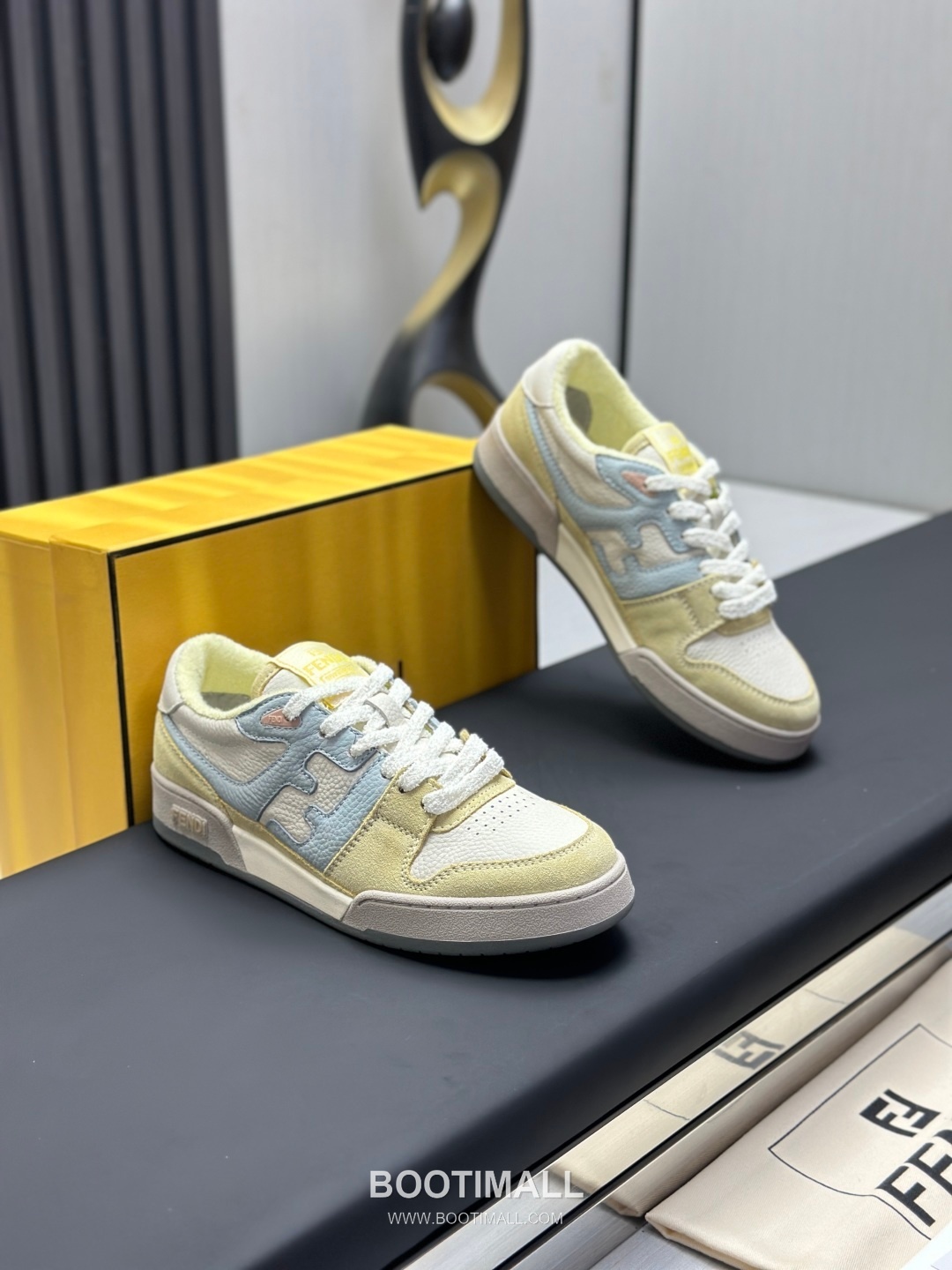 Fendi Match Suede Calfskin Leather Low Sneakers with FF Stitch Logo Embossed Sole Detail 펜디 매치 스웨이드 카프스킨 레더 로우 스니커즈 FF 스티치 로고 엠보싱 솔 디테일 3cm 3