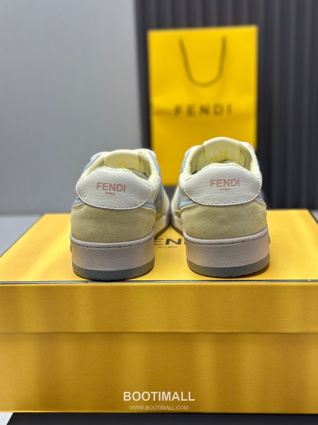 Fendi Match Suede Calfskin Leather Low Sneakers with FF Stitch Logo Embossed Sole Detail 펜디 매치 스웨이드 카프스킨 레더 로우 스니커즈 FF 스티치 로고 엠보싱 솔 디테일 3cm 6
