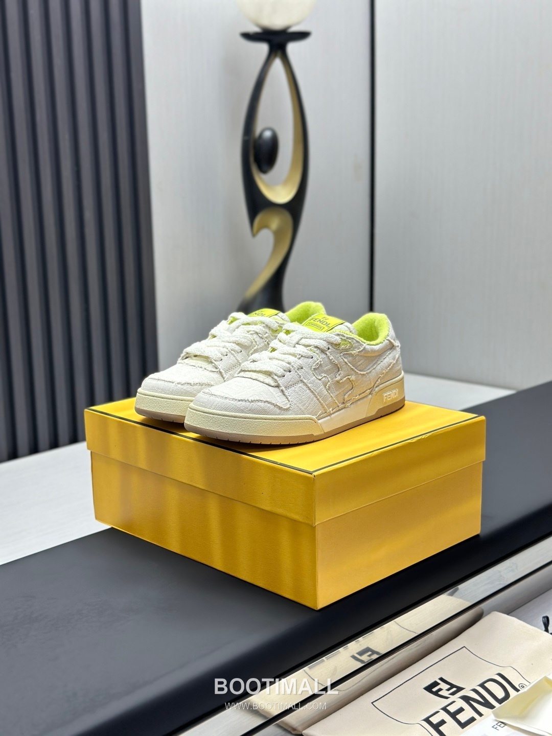 Fendi Match Suede Calfskin Leather Low Sneakers with FF Stitch Logo Rubber Sole Detail 펜디 매치 스웨이드 카프스킨 레더 로우 스니커즈 FF 스티치 로고 러버솔 디테일 3cm 1