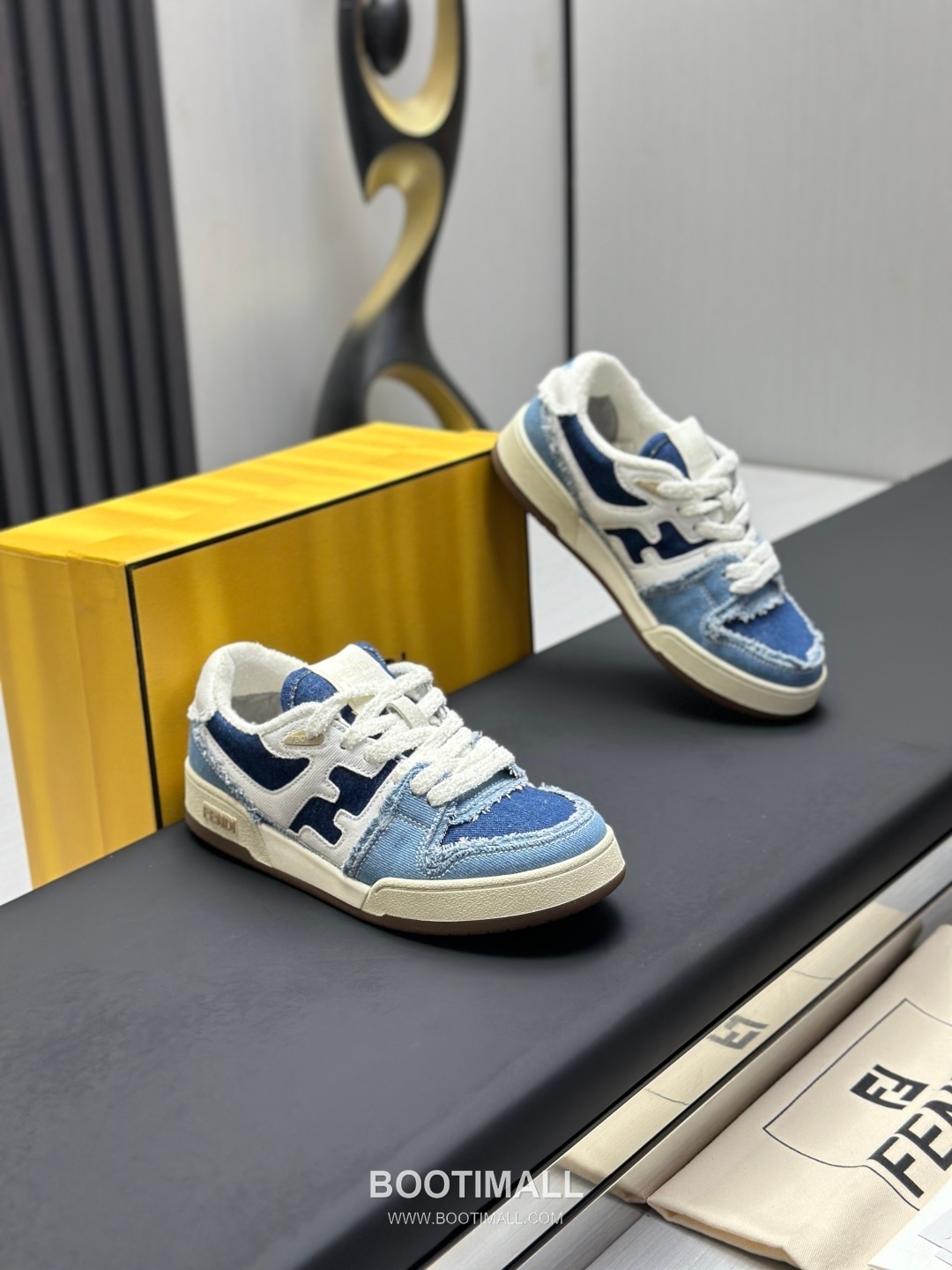 Fendi Match Suede Calfskin Leather Low Sneakers with FF Stitch Logo Rubber Sole Detail 펜디 매치 스웨이드 카프스킨 레더 로우 스니커즈 FF 스티치 로고 러버솔 디테일 3cm 3