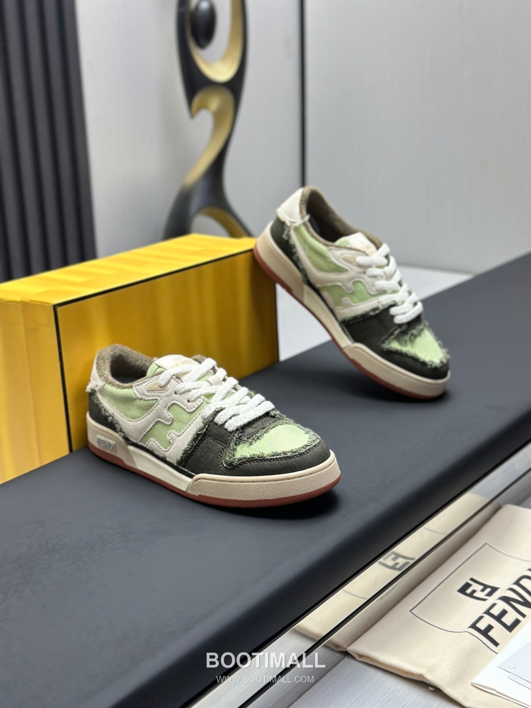 Fendi Match Suede Calfskin Leather Low Sneakers with FF Stitch Logo Rubber Sole Detail 펜디 매치 스웨이드 카프스킨 레더 로우 스니커즈 FF 스티치 로고 러버솔 디테일 3cm 3