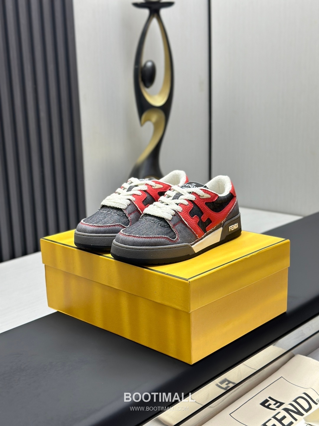 Fendi Match Suede Calfskin Leather Low Sneakers with FF Stitch Logo Rubber Sole Detail 펜디 매치 스웨이드 카프스킨 레더 로우 스니커즈 FF 스티치 로고 러버솔 디테일 3cm 1