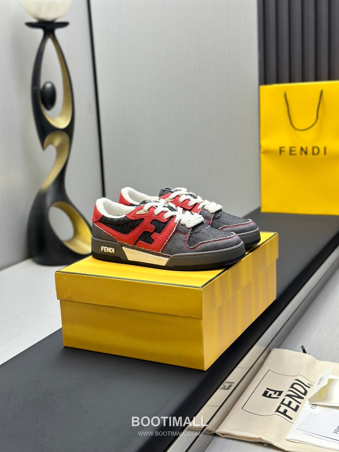 Fendi Match Suede Calfskin Leather Low Sneakers with FF Stitch Logo Rubber Sole Detail 펜디 매치 스웨이드 카프스킨 레더 로우 스니커즈 FF 스티치 로고 러버솔 디테일 3cm 2