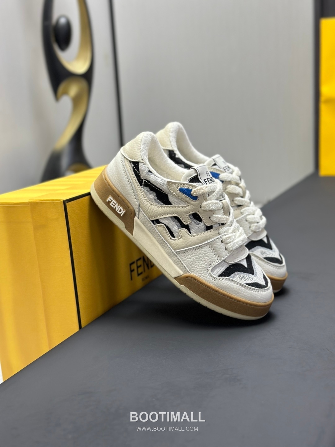 Fendi Match Suede Calfskin Leather Low Sneakers with FF Stitch Logo Rubber Sole Detail 펜디 매치 스웨이드 카프스킨 레더 로우 스니커즈 FF 스티치 로고 러버솔 디테일 3cm 4