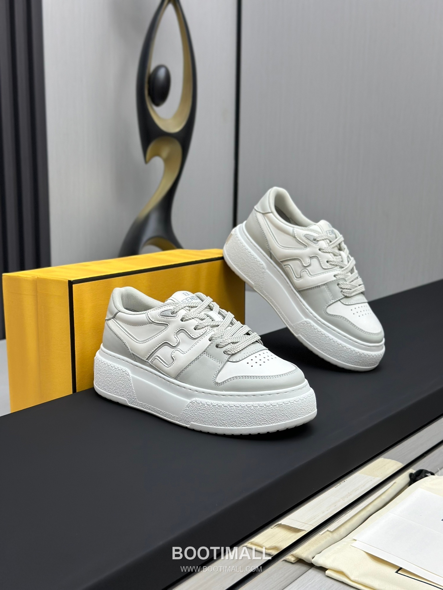 Fendi Match Suede Calfskin Platform Low Sneakers with FF Raised Logo Detail 펜디 매치 스웨이드 카프스킨 플랫폼 로우 스니커즈 FF 돌출 로고 디테일 5cm 3