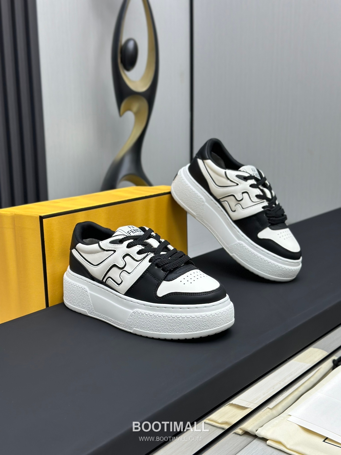 Fendi Match Suede Calfskin Platform Low Sneakers with FF Raised Logo Detail 펜디 매치 스웨이드 카프스킨 플랫폼 로우 스니커즈 FF 돌출 로고 디테일 5cm 3