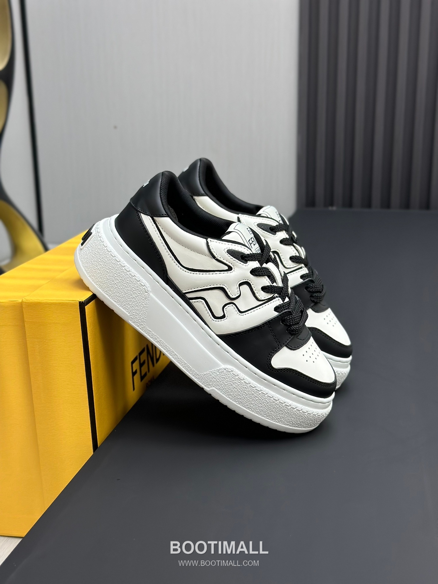 Fendi Match Suede Calfskin Platform Low Sneakers with FF Raised Logo Detail 펜디 매치 스웨이드 카프스킨 플랫폼 로우 스니커즈 FF 돌출 로고 디테일 5cm 4