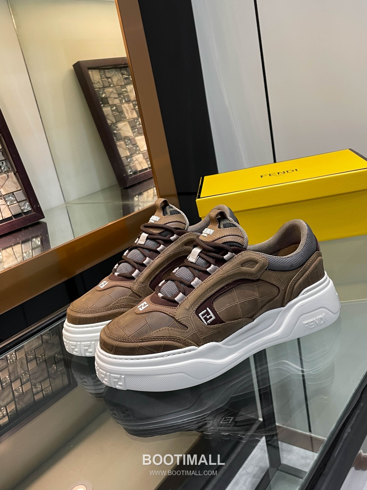 Fendi Force Full Grain Leather Platform Low Sneakers with FF Jacquard Logo Detail 펜디 포스 풀그레인 레더 플랫폼 로우 스니커즈 FF 자카드 로고 디테일 5cm 1
