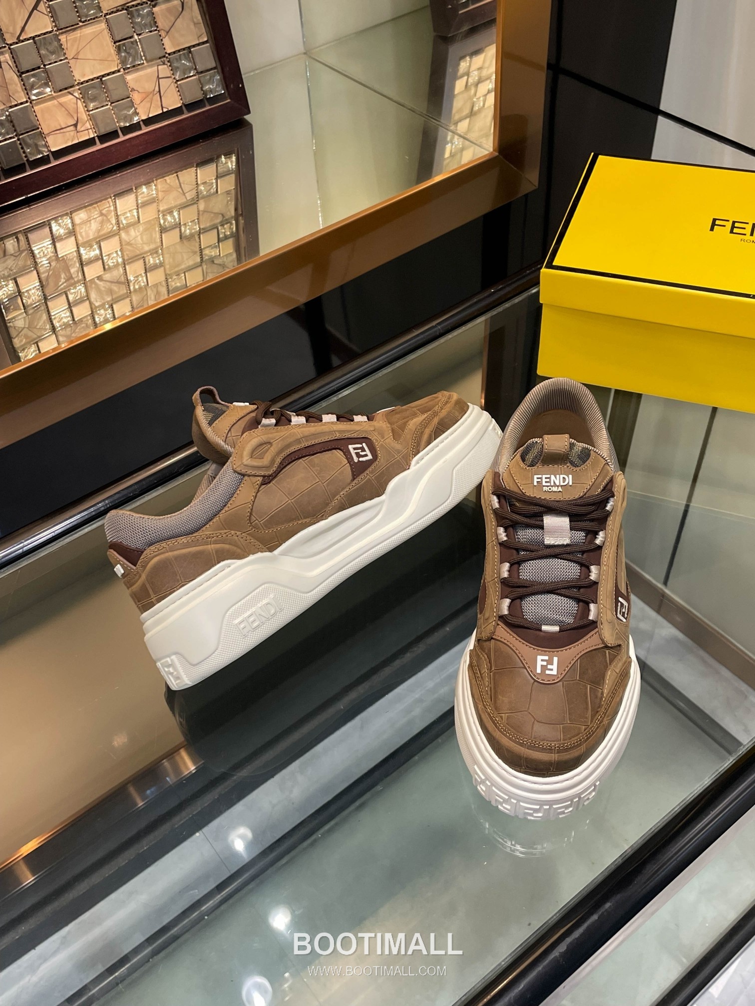 Fendi Force Full Grain Leather Platform Low Sneakers with FF Jacquard Logo Detail 펜디 포스 풀그레인 레더 플랫폼 로우 스니커즈 FF 자카드 로고 디테일 5cm 4