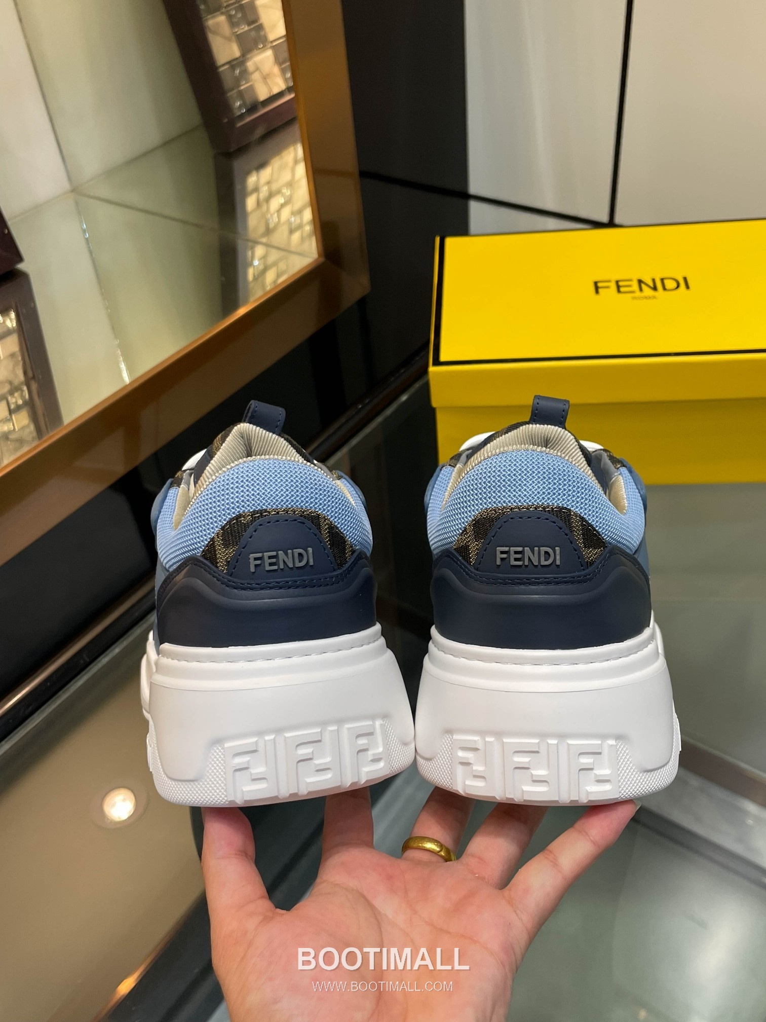 Fendi Force Full Grain Leather Platform Low Sneakers with FF Jacquard Logo Detail 펜디 포스 풀그레인 레더 플랫폼 로우 스니커즈 FF 자카드 로고 디테일 5cm 7