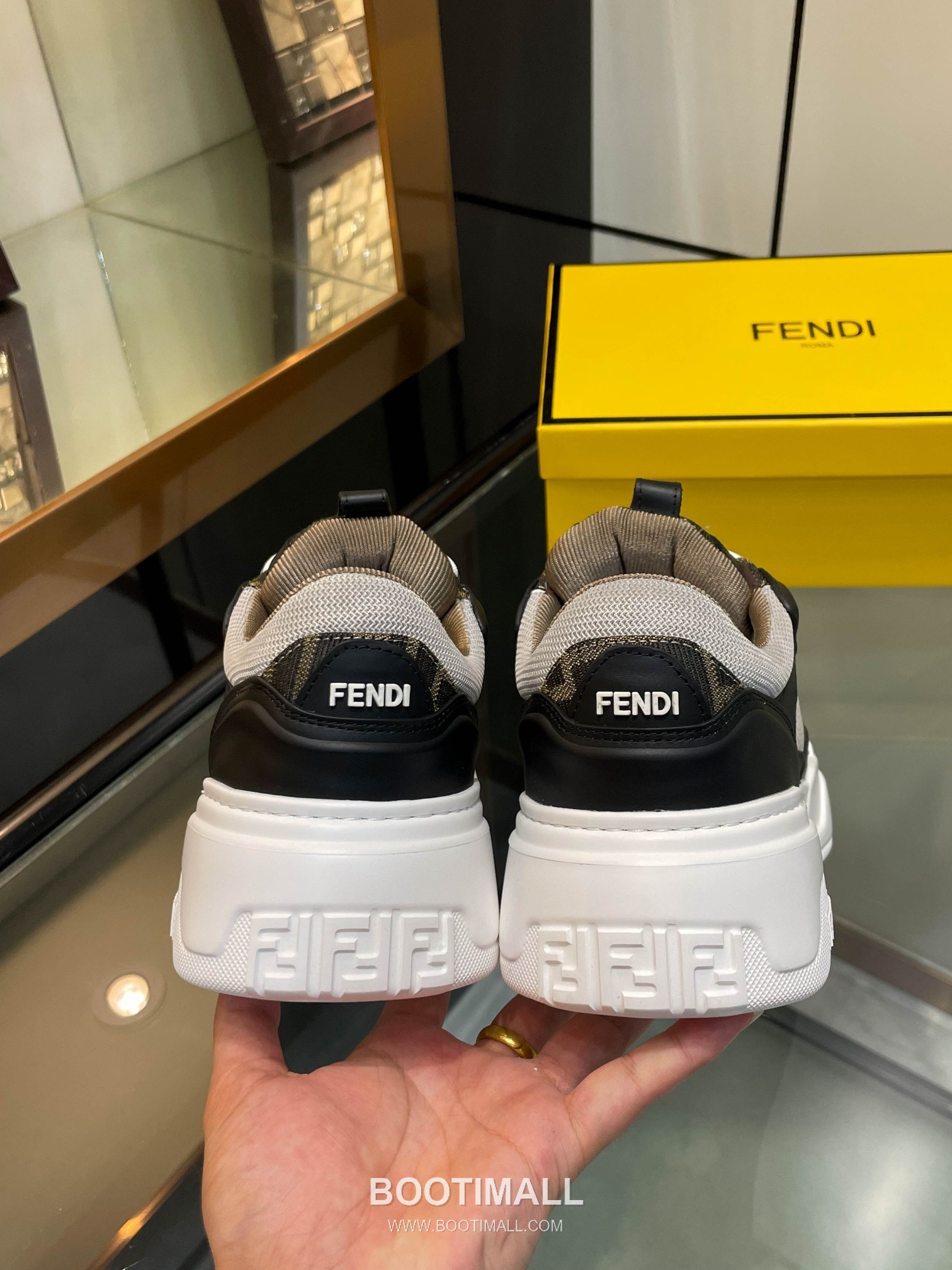 Fendi Force Full Grain Leather Platform Low Sneakers with FF Jacquard Logo Detail 펜디 포스 풀그레인 레더 플랫폼 로우 스니커즈 FF 자카드 로고 디테일 5cm 6