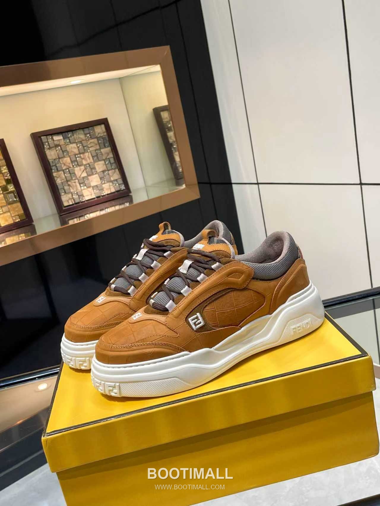 Fendi Force Full Grain Leather Platform Low Sneakers with FF Jacquard Logo Detail 펜디 포스 풀그레인 레더 플랫폼 로우 스니커즈 FF 자카드 로고 디테일 5cm 5