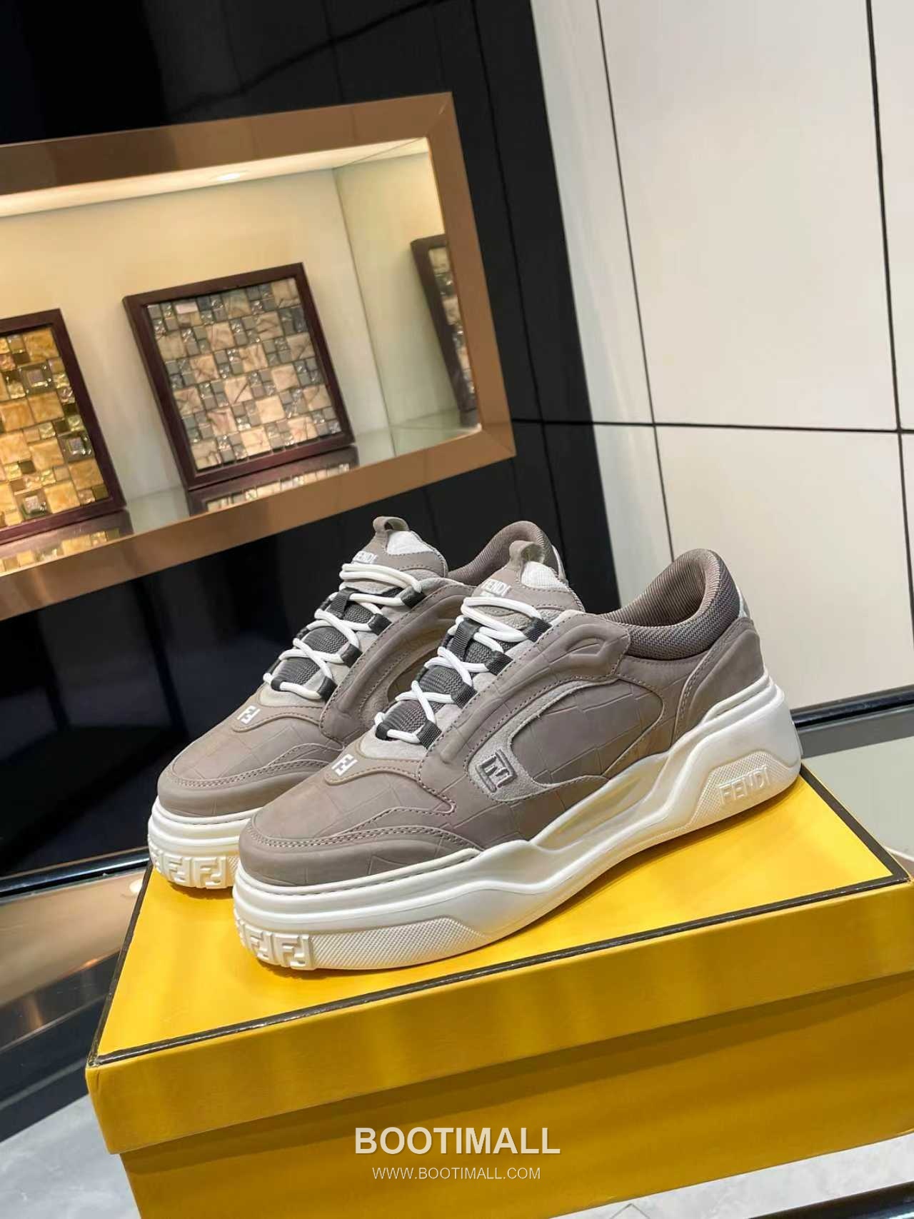 Fendi Force Full Grain Leather Platform Low Sneakers with FF Jacquard Logo Detail 펜디 포스 풀그레인 레더 플랫폼 로우 스니커즈 FF 자카드 로고 디테일 5cm 1