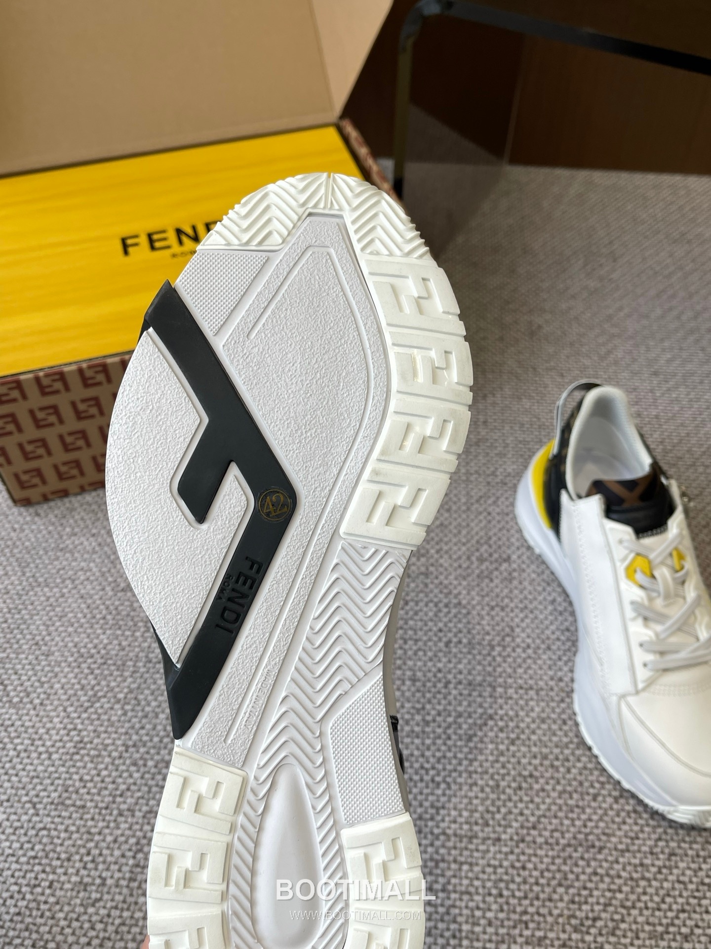 Fendi Flow Suede Mesh Slip-On Sneakers with Elastic Band Side Zip EVA Sole Detail 펜디 플로우 스웨이드 메쉬 슬립온 스니커즈 엘라스틱 밴드 사이드 지퍼 EVA 솔 디테일 3cm 5