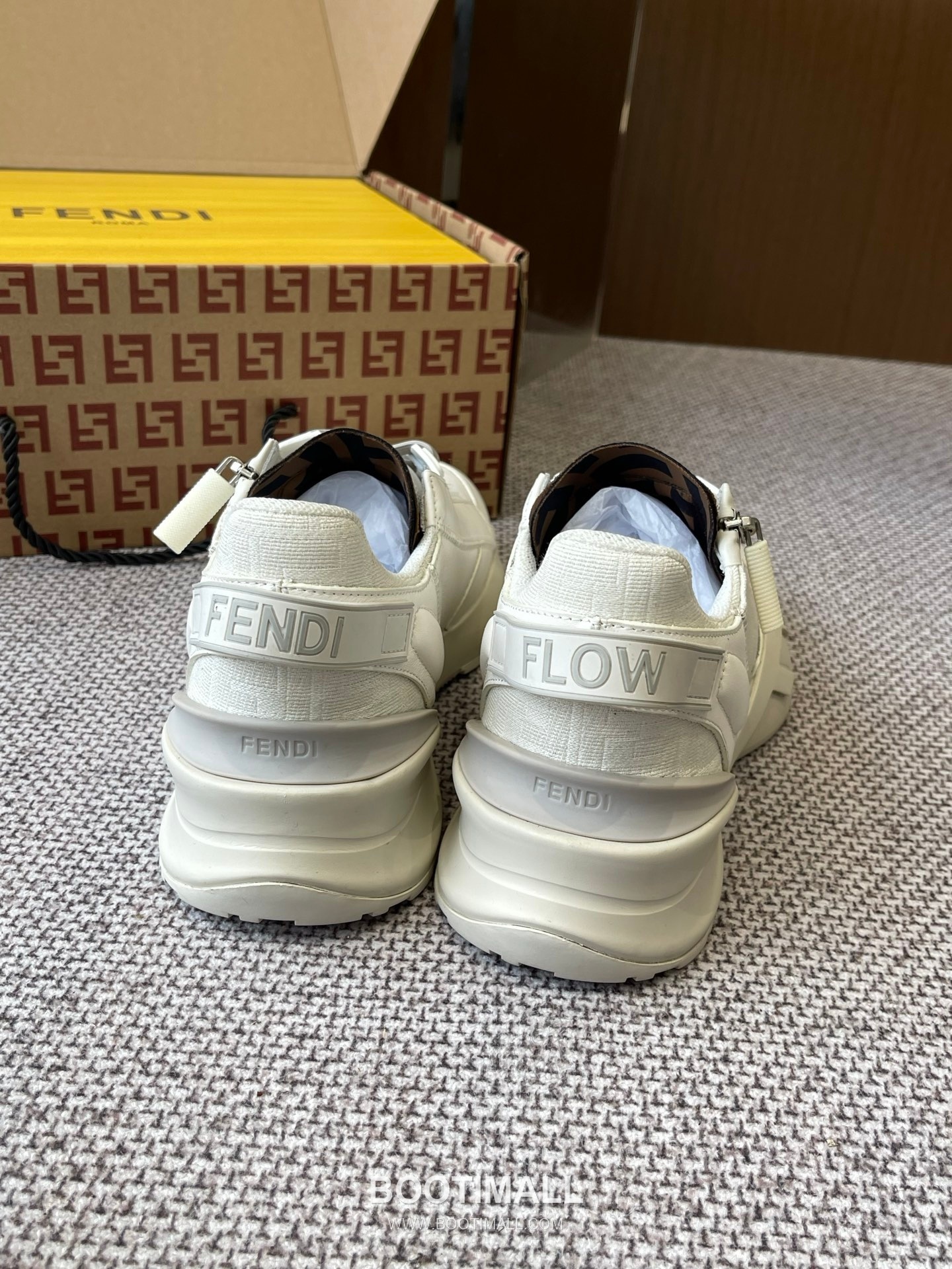 Fendi Flow Suede Mesh Slip-On Sneakers with Elastic Band Side Zip EVA Sole Detail 펜디 플로우 스웨이드 메쉬 슬립온 스니커즈 엘라스틱 밴드 사이드 지퍼 EVA 솔 디테일 3cm 9