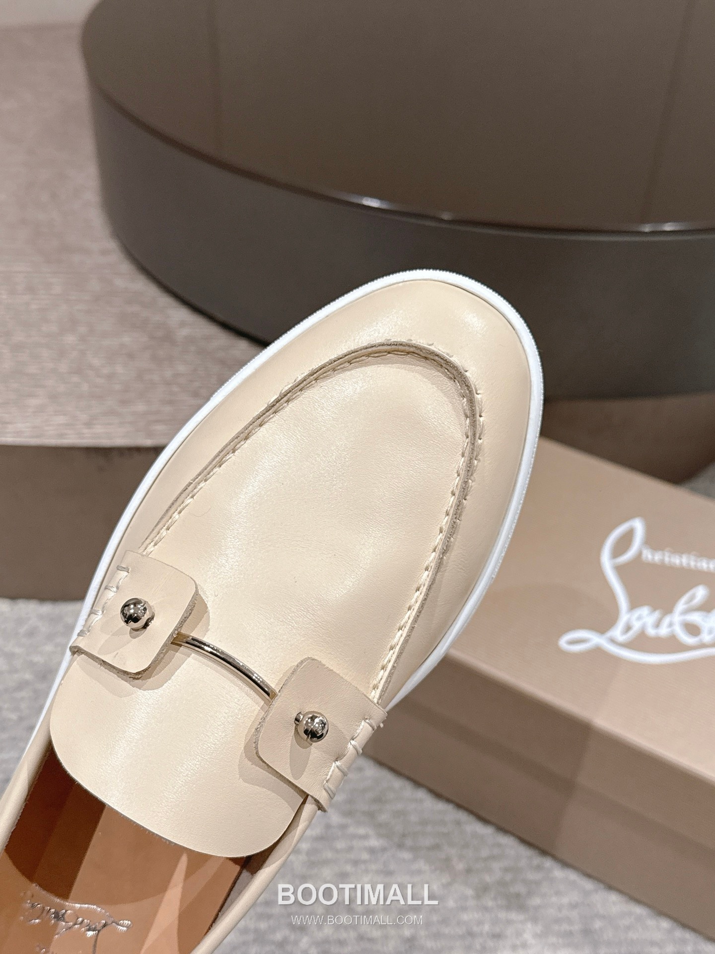Christian Louboutin Chambeliboat Calfskin Leather Loafer with Metal Buckle Strap Rubber Sole Detail 크리스찬루부탱 샴벨리보트 카프스킨 레더 로퍼 메탈 버클 스트랩 러버솔 디테일 3cm 7