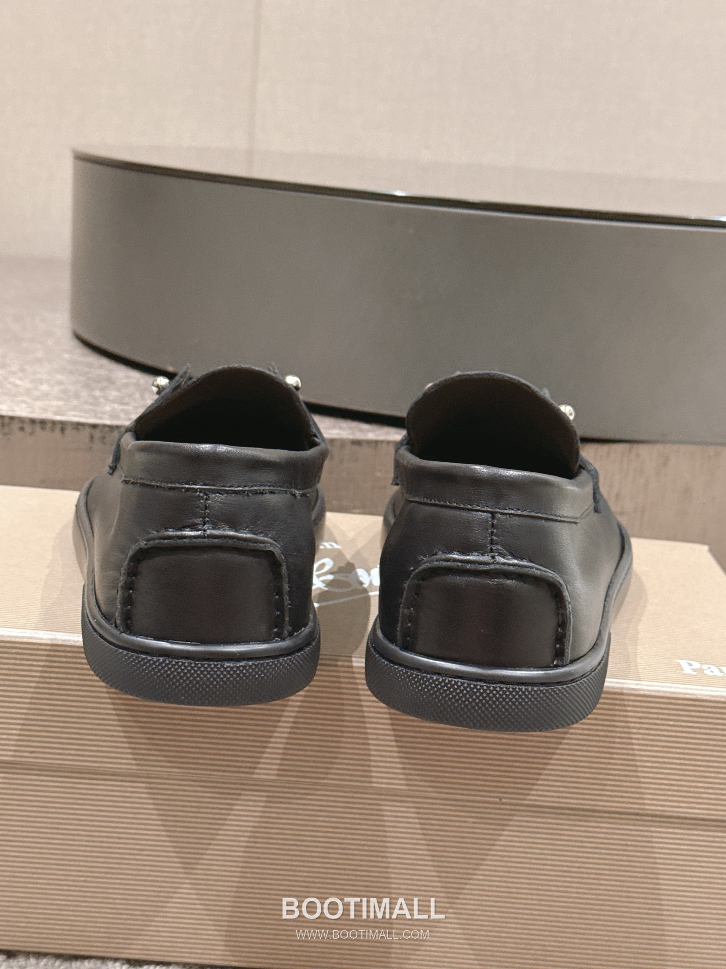 Christian Louboutin Chambeliboat Calfskin Leather Loafer with Metal Buckle Strap Rubber Sole Detail 크리스찬루부탱 샴벨리보트 카프스킨 레더 로퍼 메탈 버클 스트랩 러버솔 디테일 3cm 4