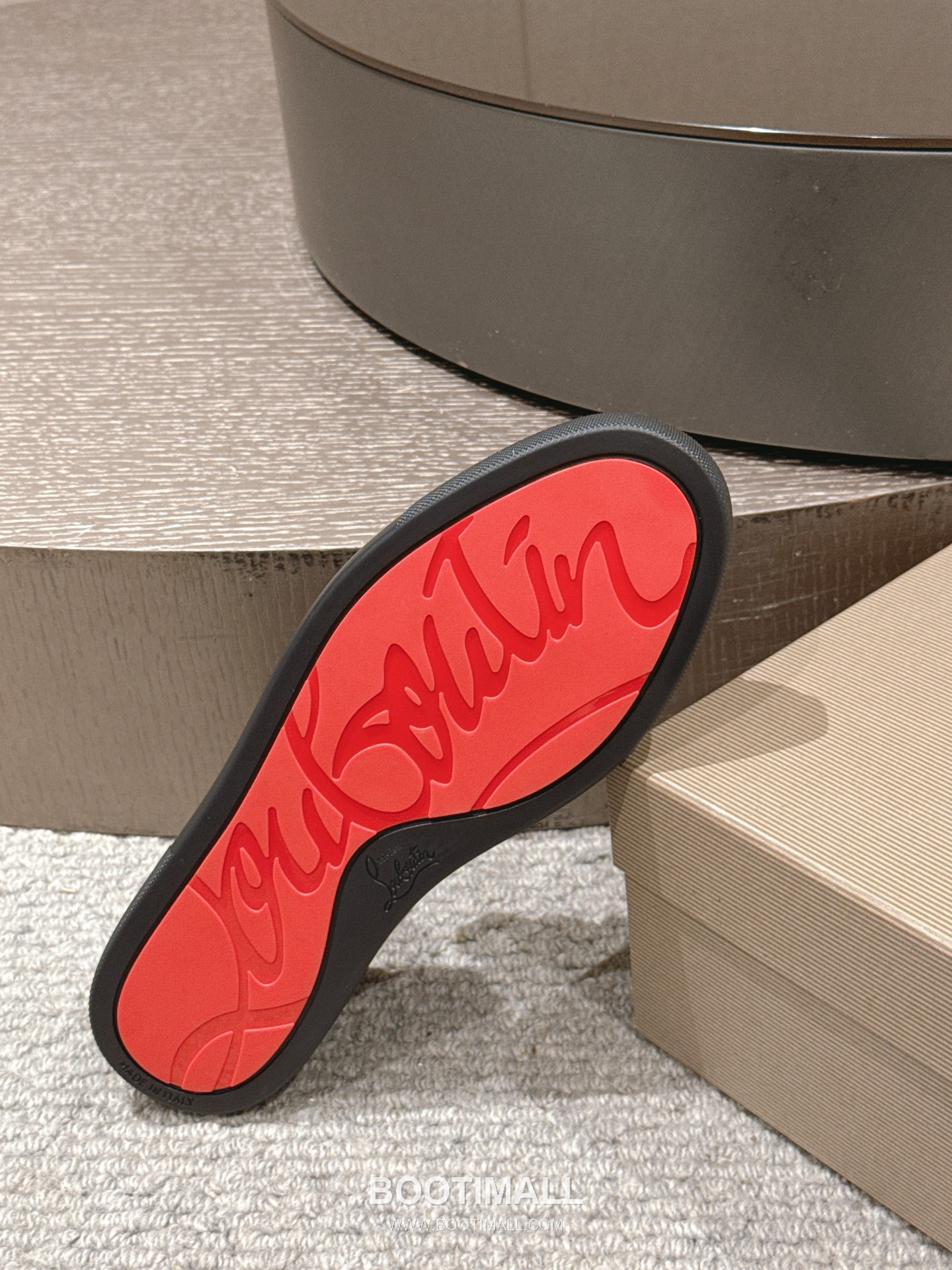 Christian Louboutin Chambeliboat Calfskin Leather Loafer with Metal Buckle Strap Rubber Sole Detail 크리스찬루부탱 샴벨리보트 카프스킨 레더 로퍼 메탈 버클 스트랩 러버솔 디테일 3cm 9