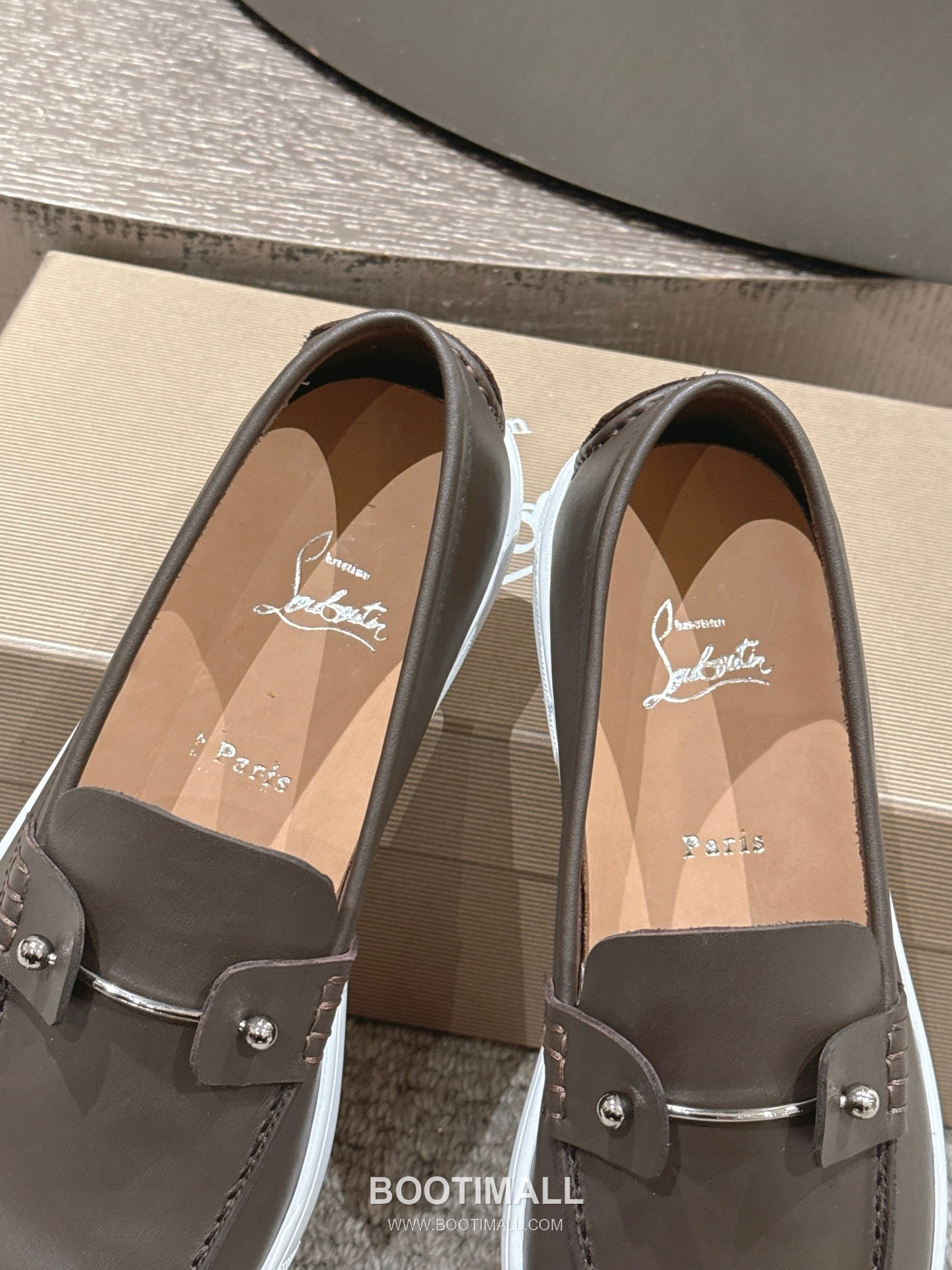 Christian Louboutin Chambeliboat Calfskin Leather Loafer with Metal Buckle Strap Rubber Sole Detail 크리스찬루부탱 샴벨리보트 카프스킨 레더 로퍼 메탈 버클 스트랩 러버솔 디테일 3cm 5