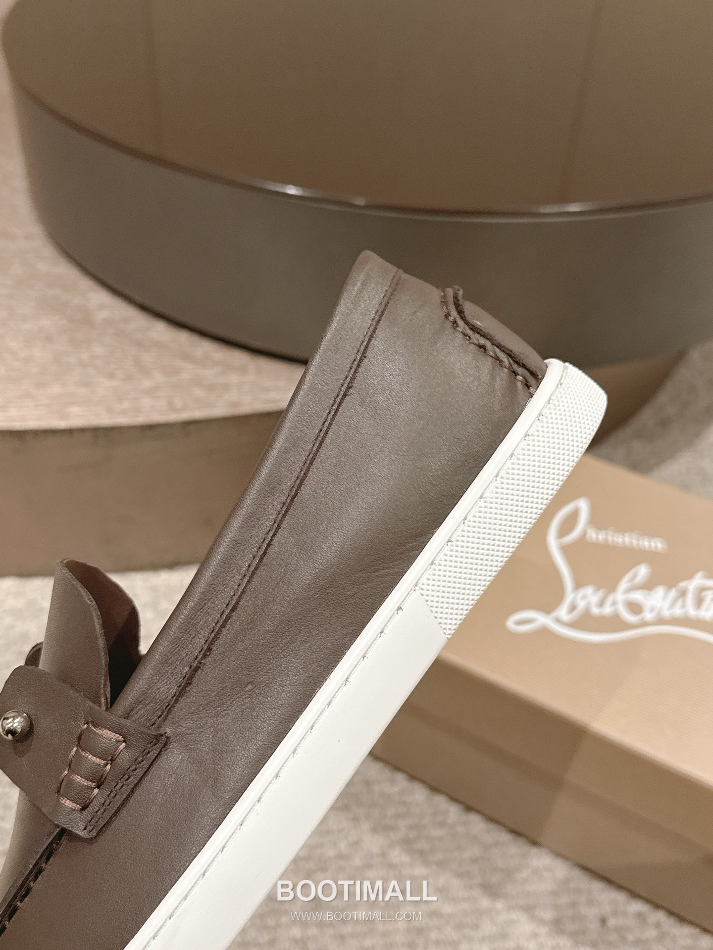 Christian Louboutin Chambeliboat Calfskin Leather Loafer with Metal Buckle Strap Rubber Sole Detail 크리스찬루부탱 샴벨리보트 카프스킨 레더 로퍼 메탈 버클 스트랩 러버솔 디테일 3cm 8