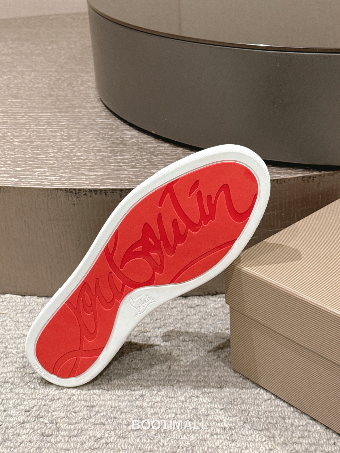 Christian Louboutin Chambeliboat Calfskin Leather Loafer with Metal Buckle Strap Rubber Sole Detail 크리스찬루부탱 샴벨리보트 카프스킨 레더 로퍼 메탈 버클 스트랩 러버솔 디테일 3cm 9