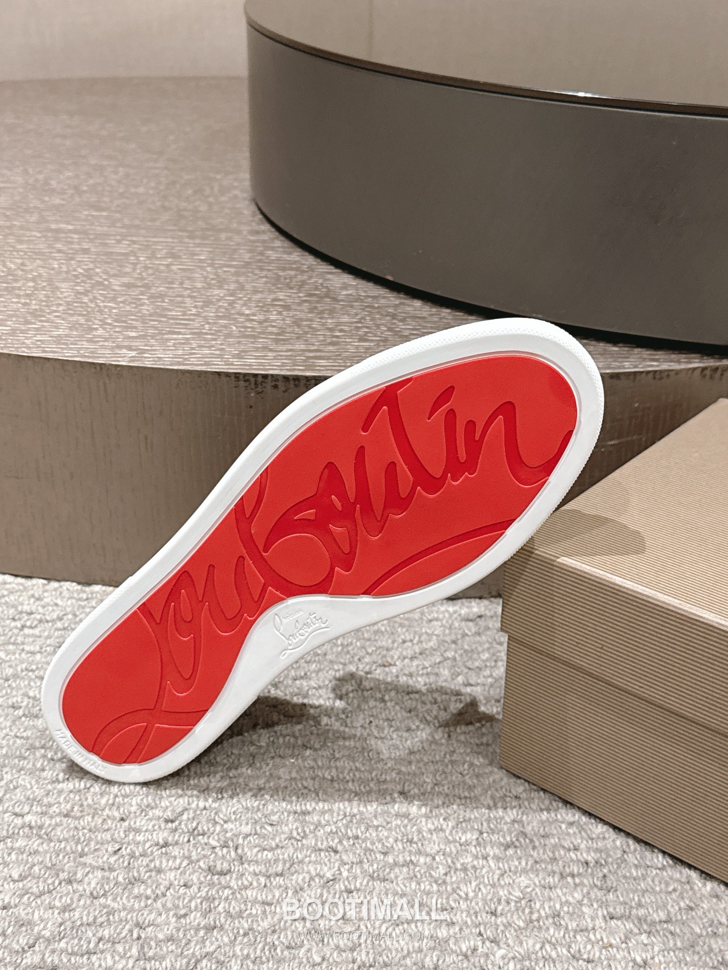 Christian Louboutin Chambeliboat Calfskin Leather Loafer with Metal Buckle Strap Rubber Sole Detail 크리스찬루부탱 샴벨리보트 카프스킨 레더 로퍼 메탈 버클 스트랩 러버솔 디테일 3cm 9