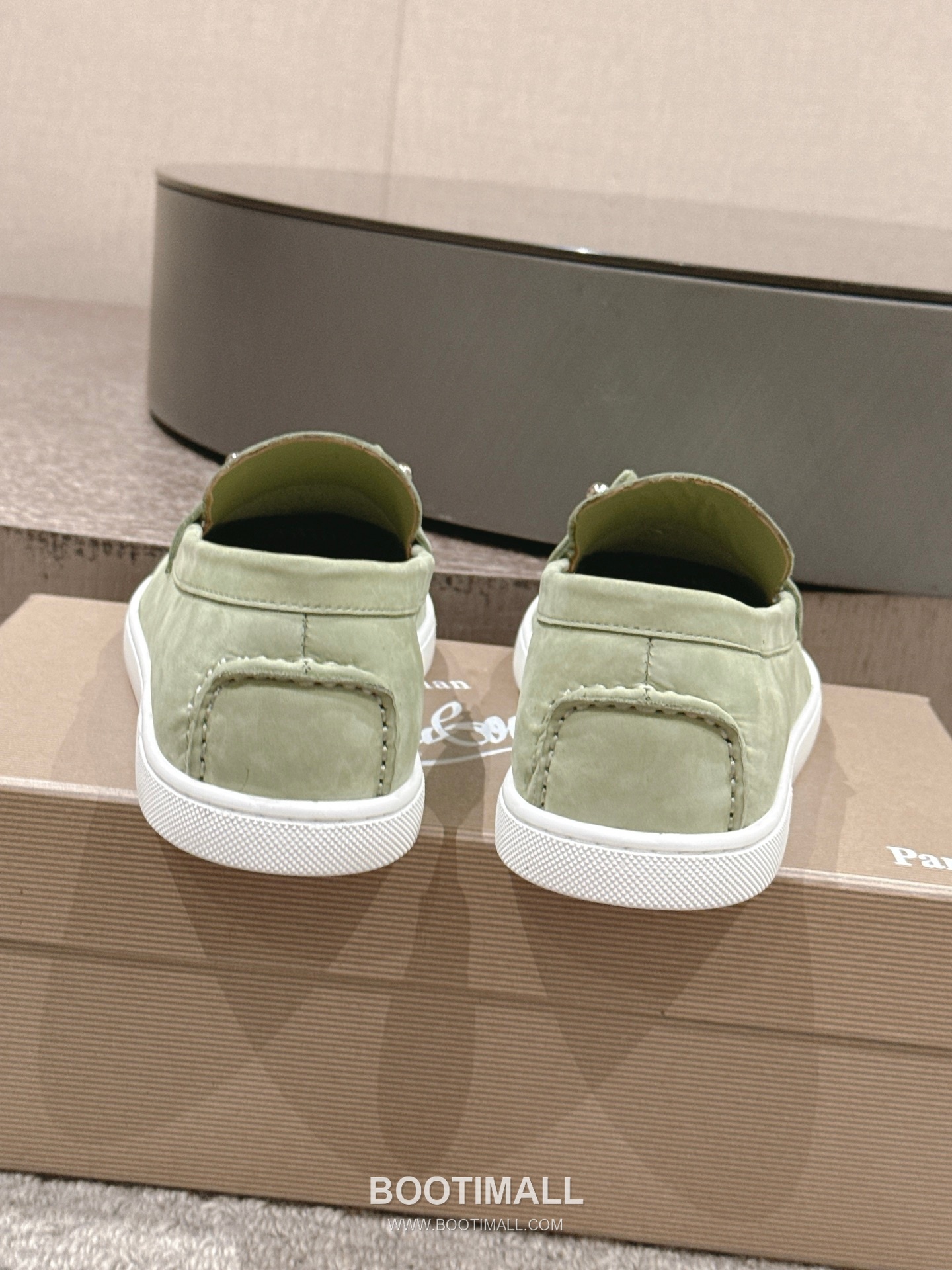 Christian Louboutin Chambeliboat Calfskin Leather Boat Loafer with Metal Buckle Strap Rubber Sole Detail 크리스찬루부탱 샴벨리보트 카프스킨 레더 보트 로퍼 메탈 버클 스트랩 러버솔 디테일 3cm 4