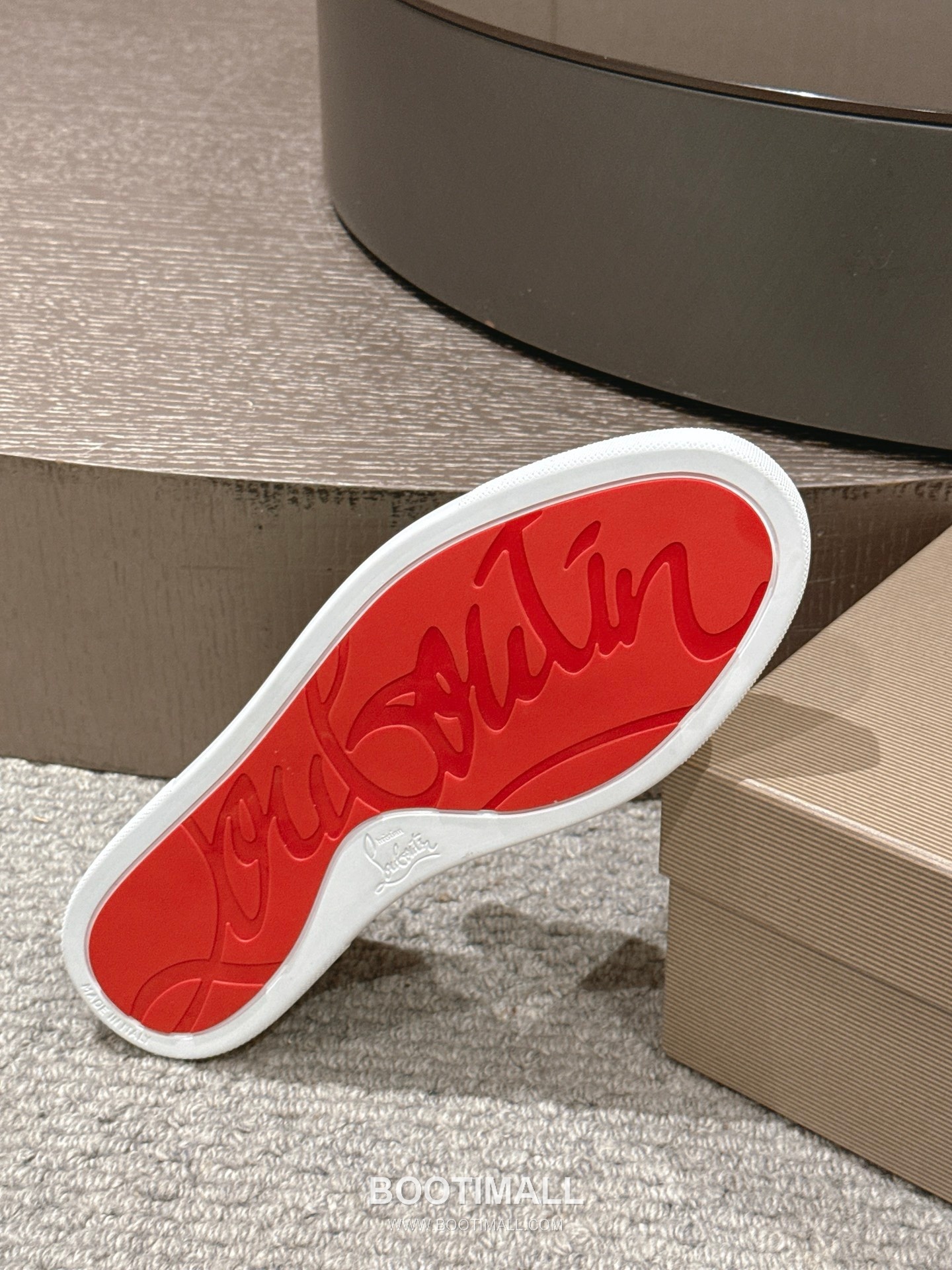 Christian Louboutin Chambeliboat Calfskin Leather Boat Loafer with Metal Buckle Strap Rubber Sole Detail 크리스찬루부탱 샴벨리보트 카프스킨 레더 보트 로퍼 메탈 버클 스트랩 러버솔 디테일 3cm 9