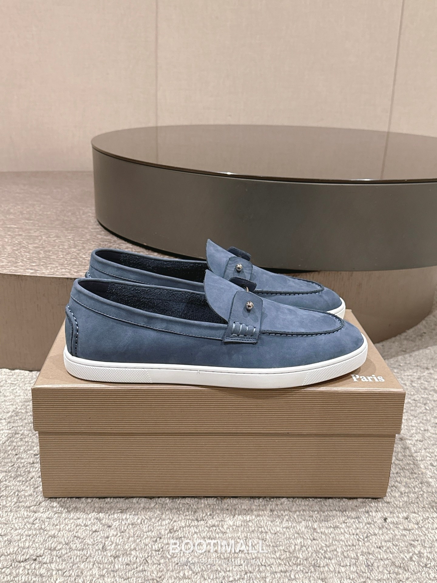 Christian Louboutin Chambeliboat Calfskin Leather Boat Loafer with Metal Buckle Strap Rubber Sole Detail 크리스찬루부탱 샴벨리보트 카프스킨 레더 보트 로퍼 메탈 버클 스트랩 러버솔 디테일 3cm 2