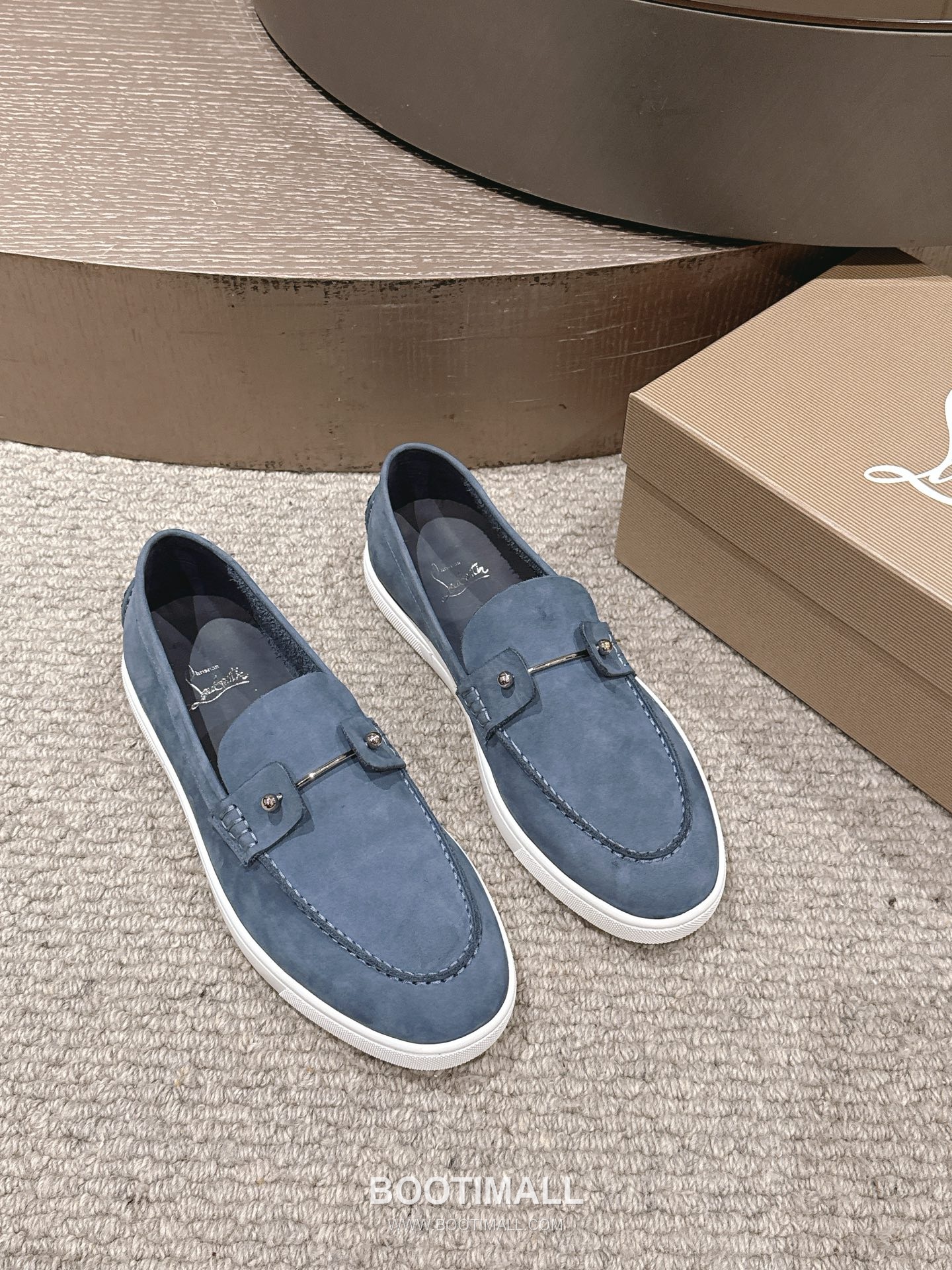 Christian Louboutin Chambeliboat Calfskin Leather Boat Loafer with Metal Buckle Strap Rubber Sole Detail 크리스찬루부탱 샴벨리보트 카프스킨 레더 보트 로퍼 메탈 버클 스트랩 러버솔 디테일 3cm 3