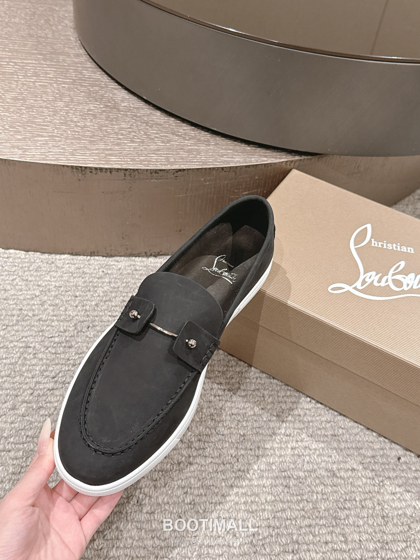 Christian Louboutin Chambeliboat Calfskin Leather Boat Loafer with Metal Buckle Strap Rubber Sole Detail 크리스찬루부탱 샴벨리보트 카프스킨 레더 보트 로퍼 메탈 버클 스트랩 러버솔 디테일 3cm 6