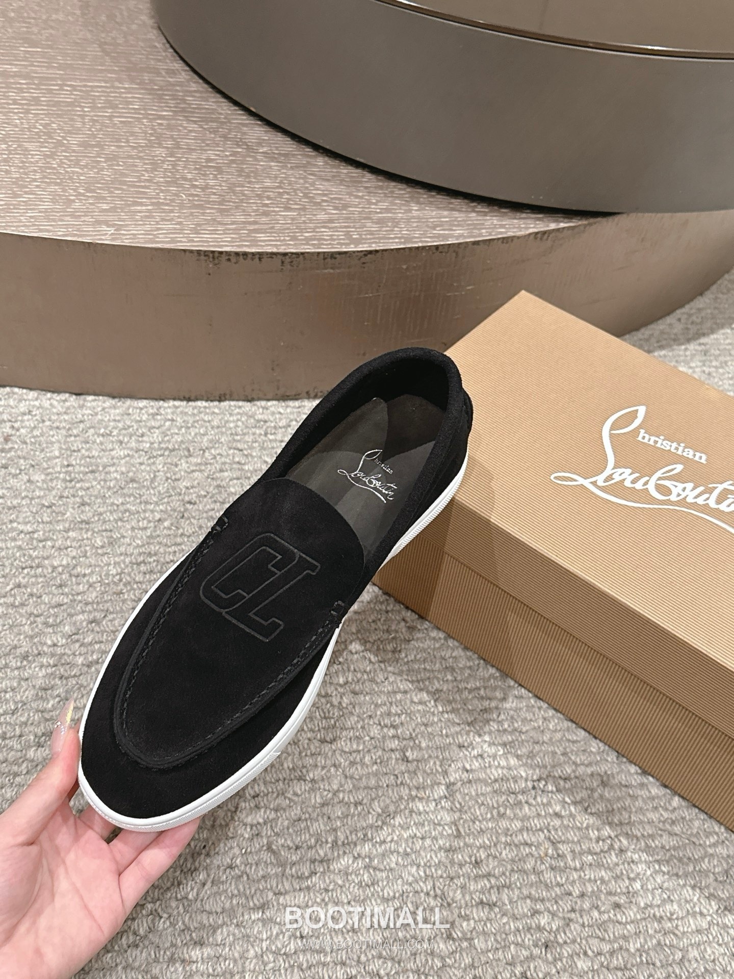 Christian Louboutin Chambeliboat Calfskin Leather Boat Loafer with Metal Buckle Strap Rubber Sole Detail 크리스찬루부탱 샴벨리보트 카프스킨 레더 보트 로퍼 메탈 버클 스트랩 러버솔 디테일 3cm 6