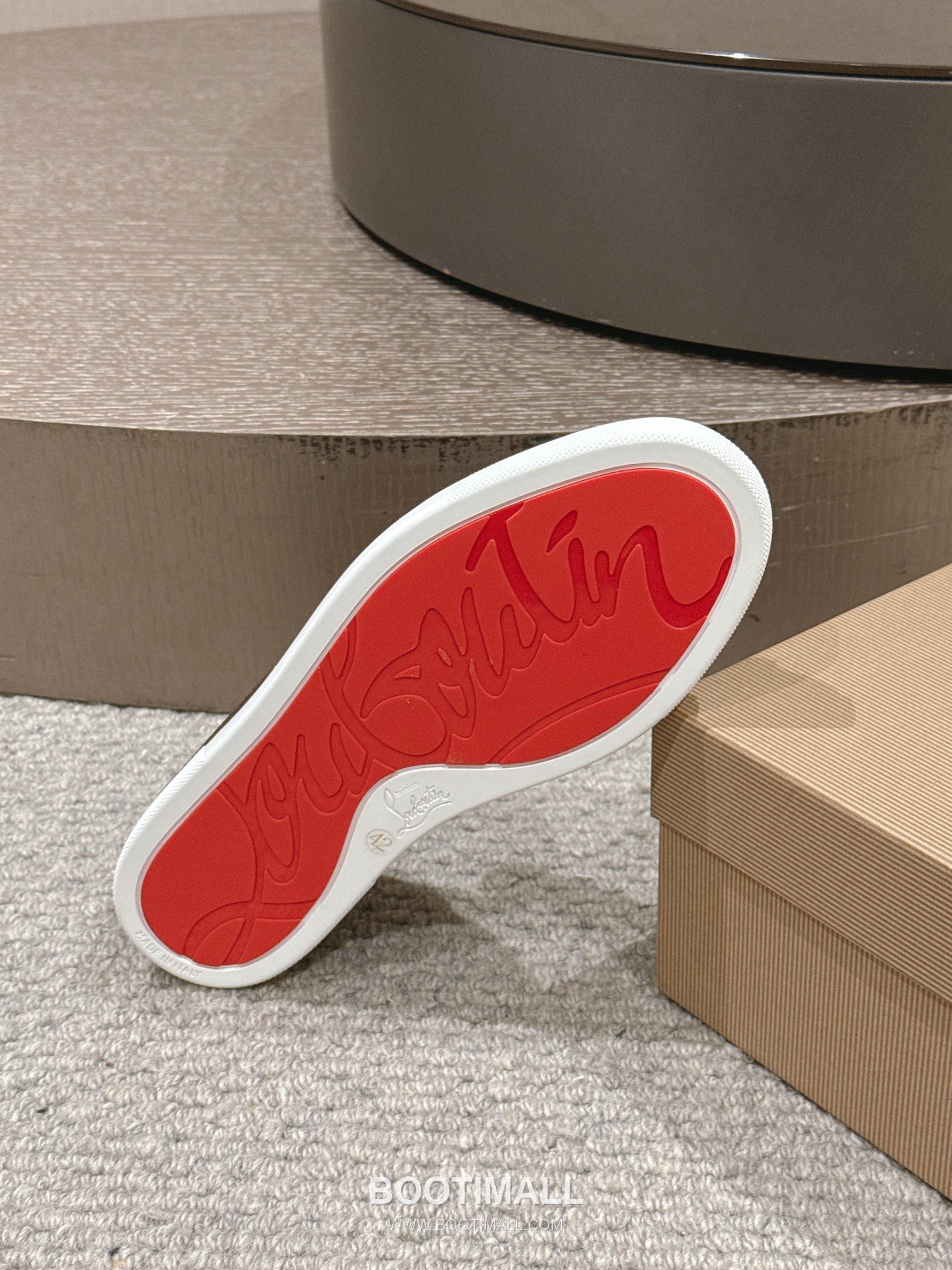 Christian Louboutin Chambeliboat Calfskin Leather Boat Loafer with Metal Buckle Strap Rubber Sole Detail 크리스찬루부탱 샴벨리보트 카프스킨 레더 보트 로퍼 메탈 버클 스트랩 러버솔 디테일 3cm 8