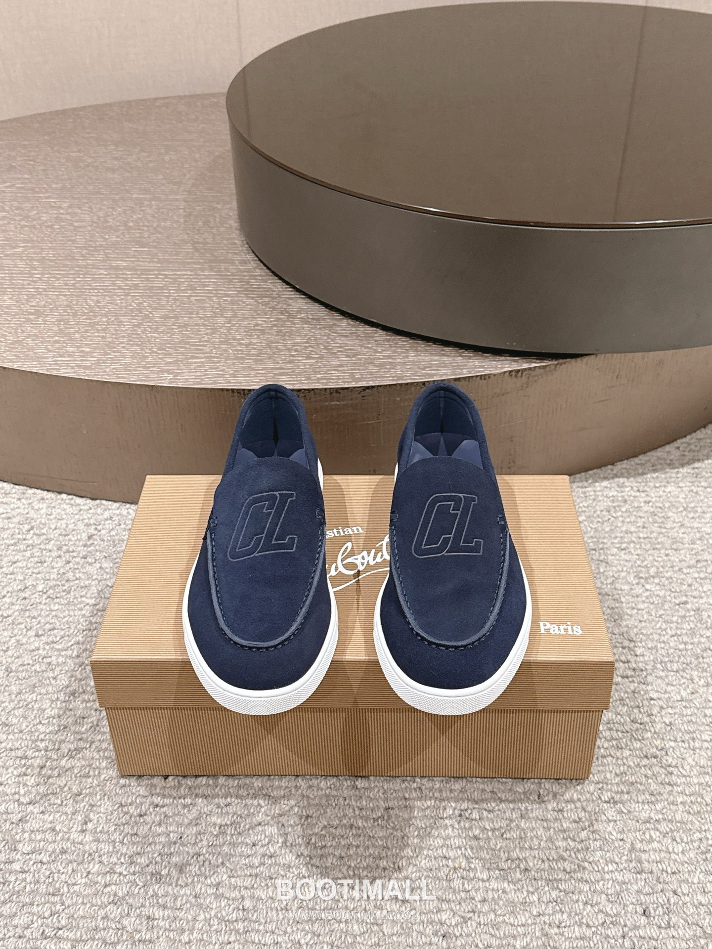 Christian Louboutin Chambeliboat Calfskin Leather Boat Loafer with Metal Buckle Strap Rubber Sole Detail 크리스찬루부탱 샴벨리보트 카프스킨 레더 보트 로퍼 메탈 버클 스트랩 러버솔 디테일 3cm 1