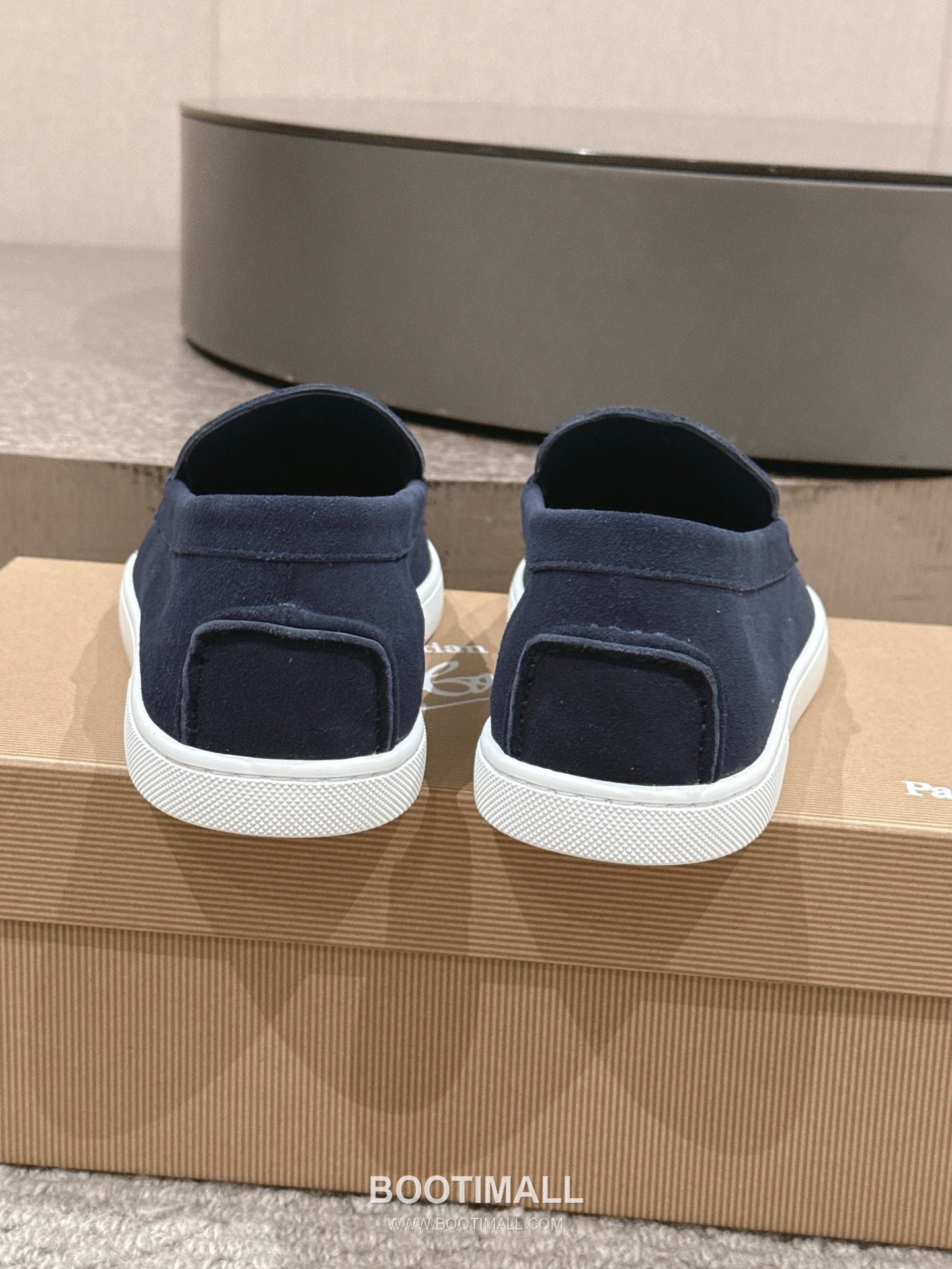 Christian Louboutin Chambeliboat Calfskin Leather Boat Loafer with Metal Buckle Strap Rubber Sole Detail 크리스찬루부탱 샴벨리보트 카프스킨 레더 보트 로퍼 메탈 버클 스트랩 러버솔 디테일 3cm 4