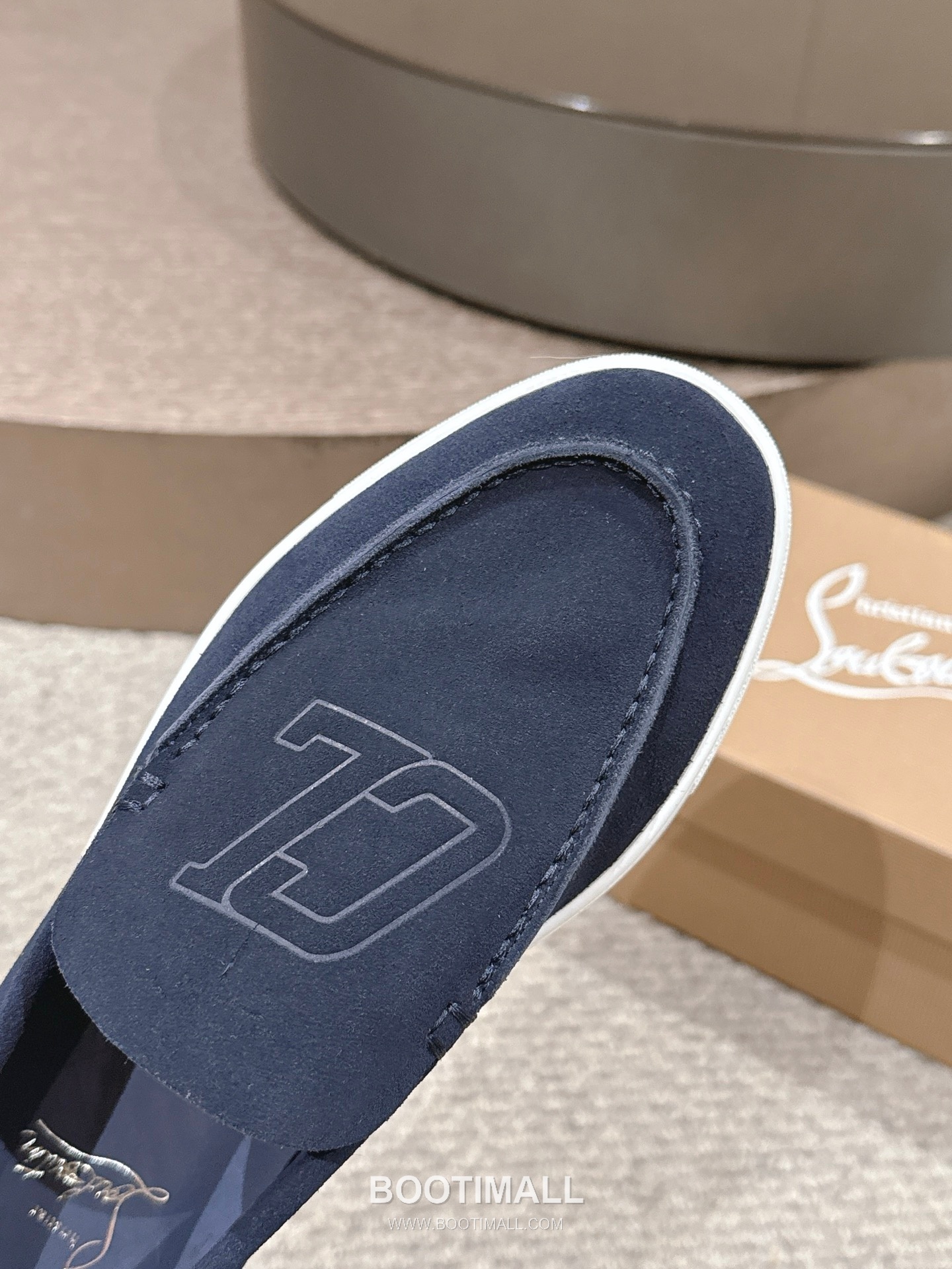 Christian Louboutin Chambeliboat Calfskin Leather Boat Loafer with Metal Buckle Strap Rubber Sole Detail 크리스찬루부탱 샴벨리보트 카프스킨 레더 보트 로퍼 메탈 버클 스트랩 러버솔 디테일 3cm 7