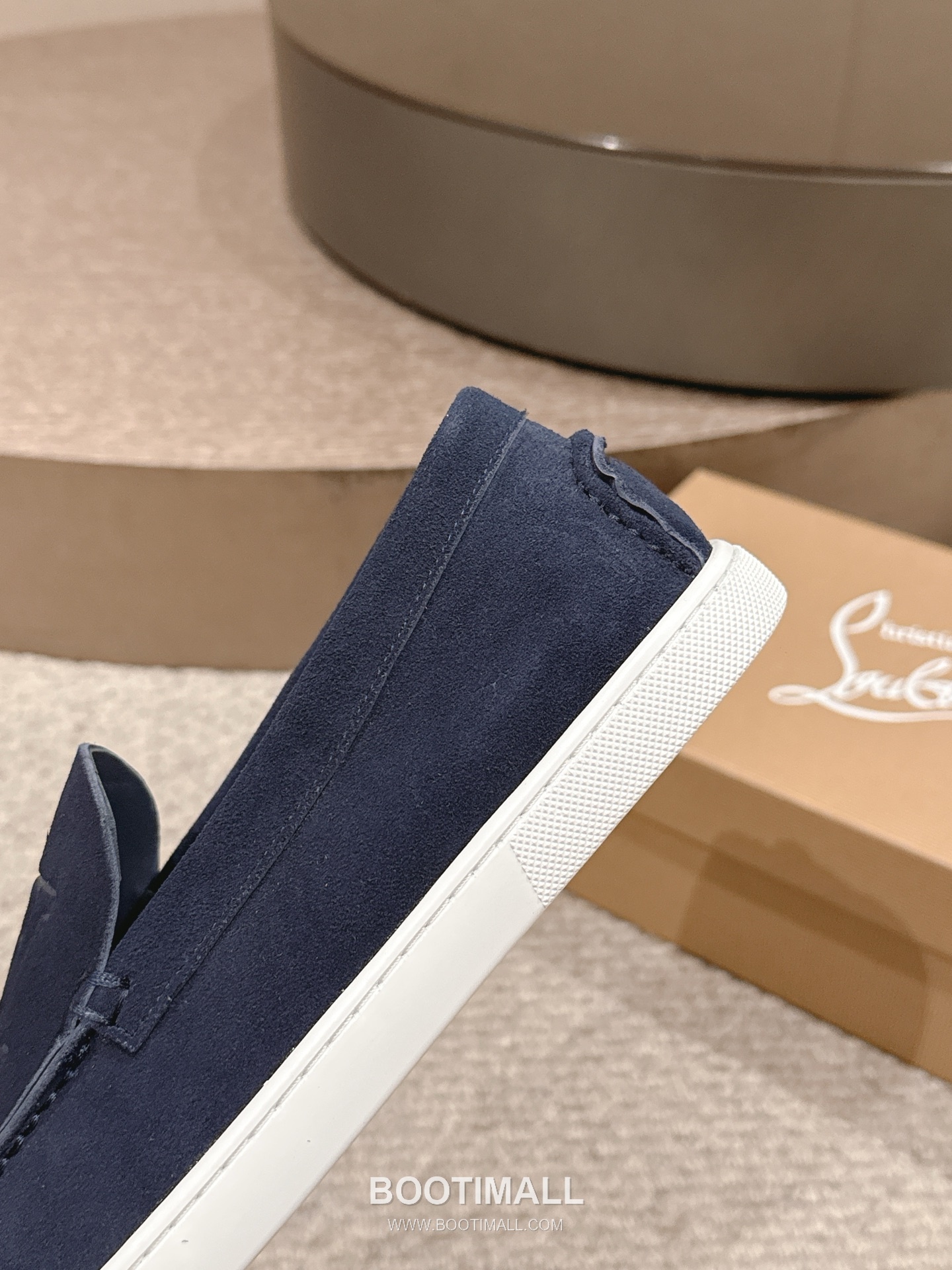 Christian Louboutin Chambeliboat Calfskin Leather Boat Loafer with Metal Buckle Strap Rubber Sole Detail 크리스찬루부탱 샴벨리보트 카프스킨 레더 보트 로퍼 메탈 버클 스트랩 러버솔 디테일 3cm 8