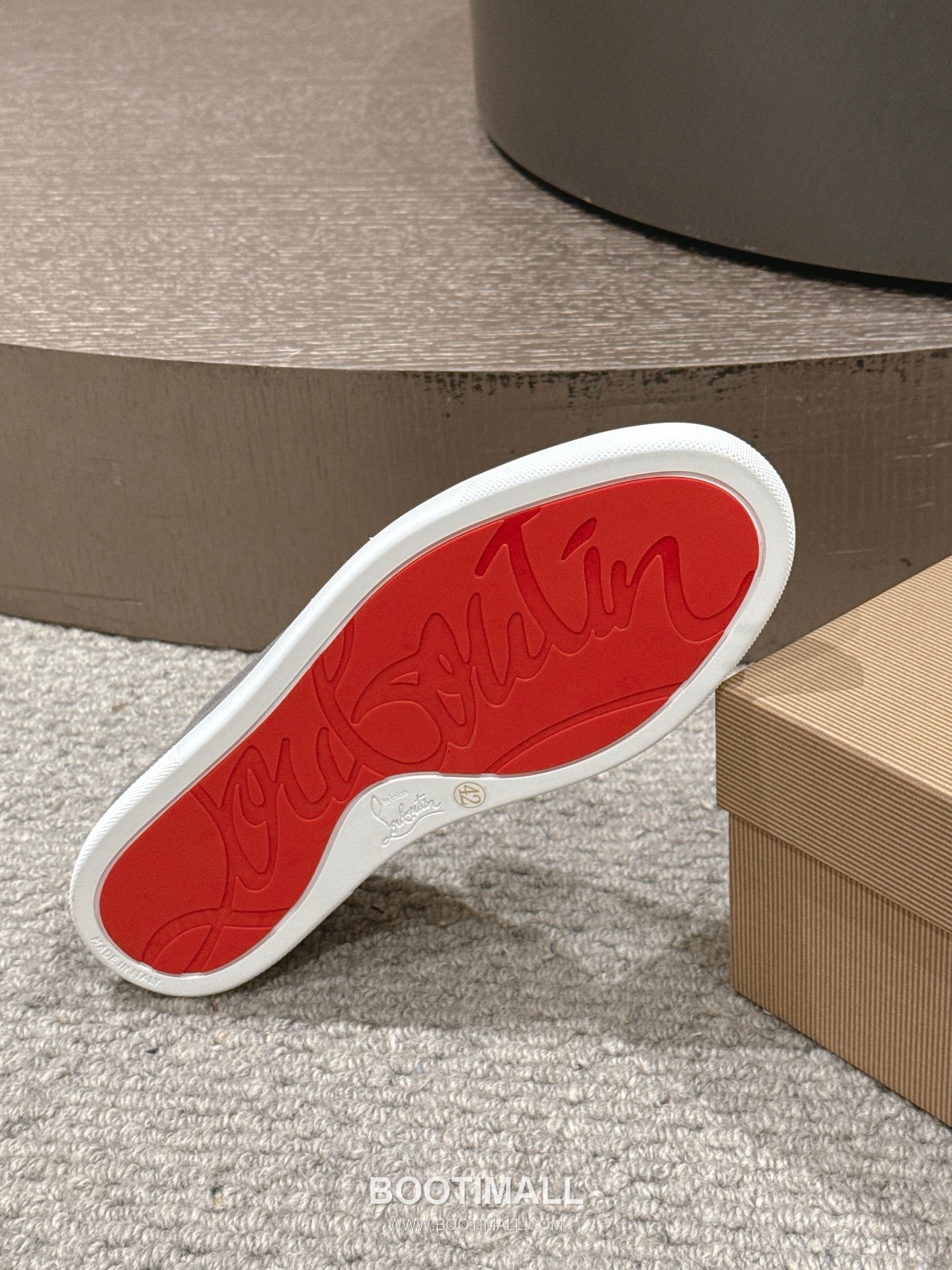 Christian Louboutin Chambeliboat Calfskin Leather Boat Loafer with Metal Buckle Strap Rubber Sole Detail 크리스찬루부탱 샴벨리보트 카프스킨 레더 보트 로퍼 메탈 버클 스트랩 러버솔 디테일 3cm 9