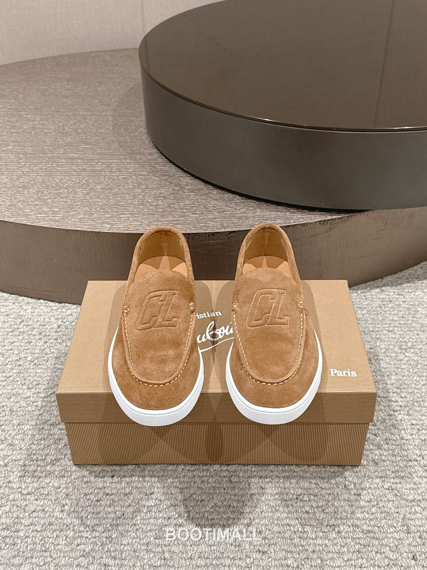 Christian Louboutin Chambeliboat Calfskin Leather Boat Loafer with Metal Buckle Strap Rubber Sole Detail 크리스찬루부탱 샴벨리보트 카프스킨 레더 보트 로퍼 메탈 버클 스트랩 러버솔 디테일 3cm 1