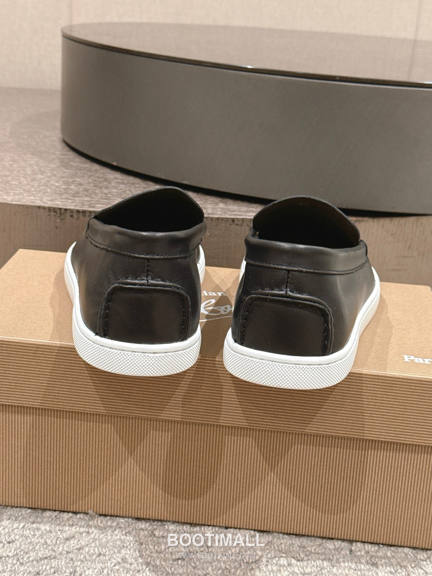 Christian Louboutin Chambeliboat Calfskin Leather Boat Loafer with Metal Buckle Strap Rubber Sole Detail 크리스찬루부탱 샴벨리보트 카프스킨 레더 보트 로퍼 메탈 버클 스트랩 러버솔 디테일 3cm 4