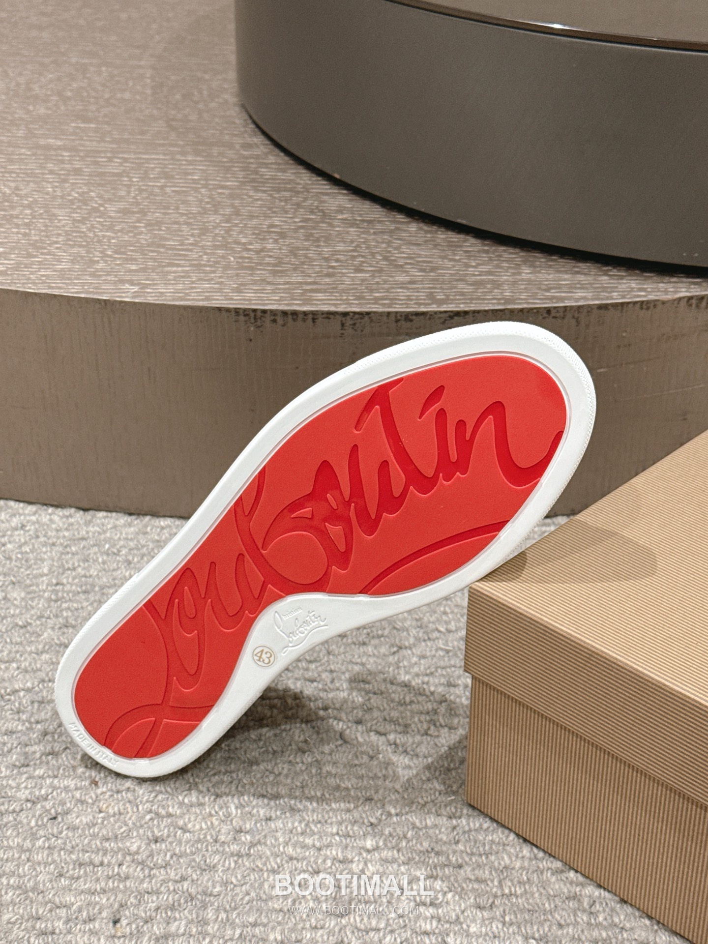 Christian Louboutin Chambeliboat Calfskin Leather Boat Loafer with Metal Buckle Strap Rubber Sole Detail 크리스찬루부탱 샴벨리보트 카프스킨 레더 보트 로퍼 메탈 버클 스트랩 러버솔 디테일 3cm 9