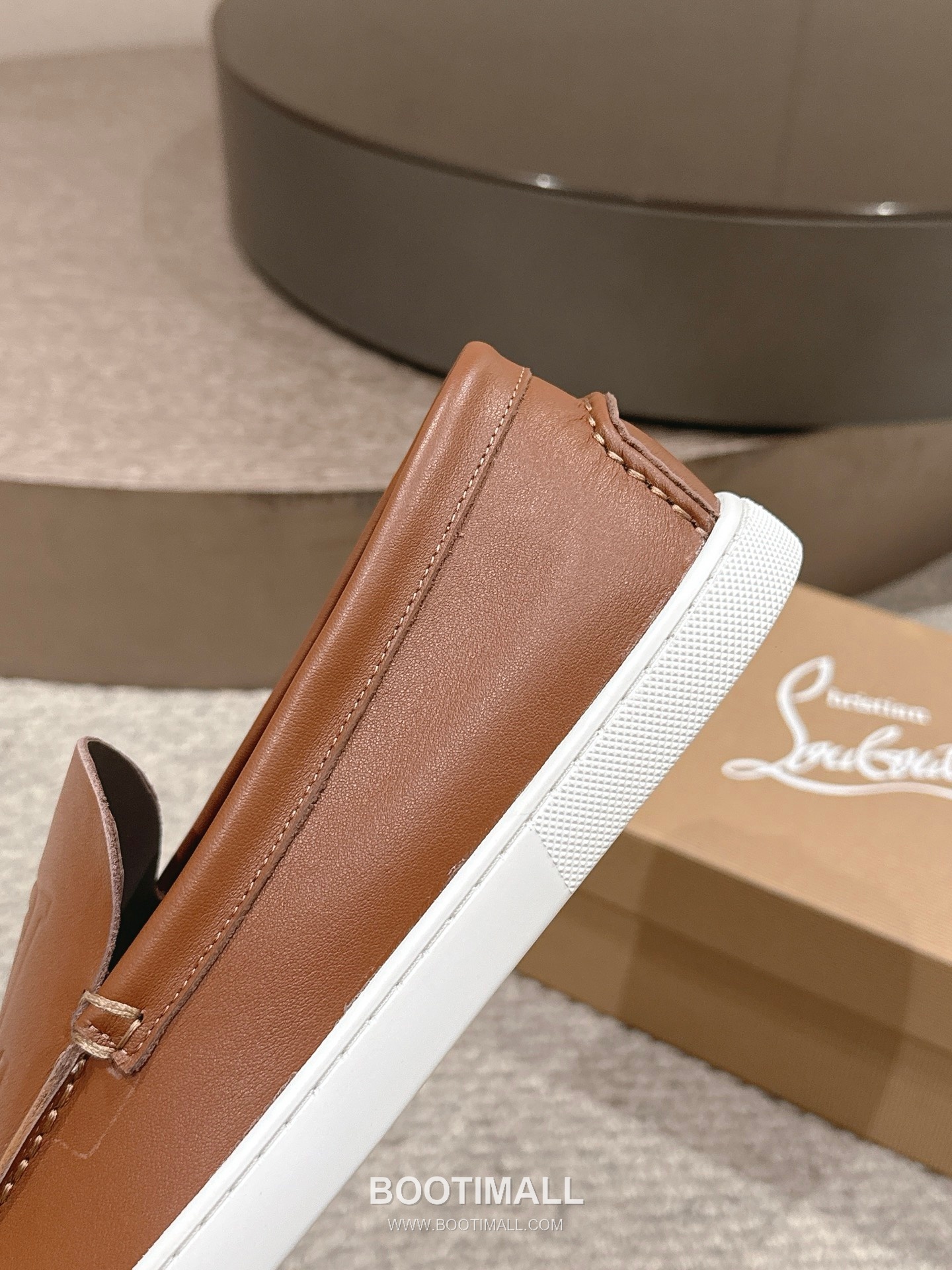 Christian Louboutin Chambeliboat Calfskin Leather Boat Loafer with Metal Buckle Strap Rubber Sole Detail 크리스찬루부탱 샴벨리보트 카프스킨 레더 보트 로퍼 메탈 버클 스트랩 러버솔 디테일 3cm 8