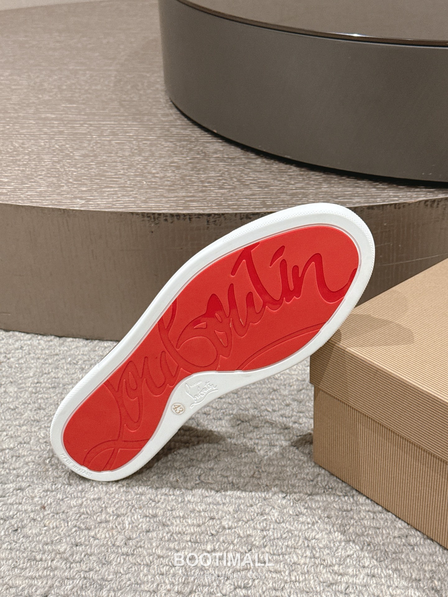 Christian Louboutin Chambeliboat Calfskin Leather Boat Loafer with Metal Buckle Strap Rubber Sole Detail 크리스찬루부탱 샴벨리보트 카프스킨 레더 보트 로퍼 메탈 버클 스트랩 러버솔 디테일 3cm 9