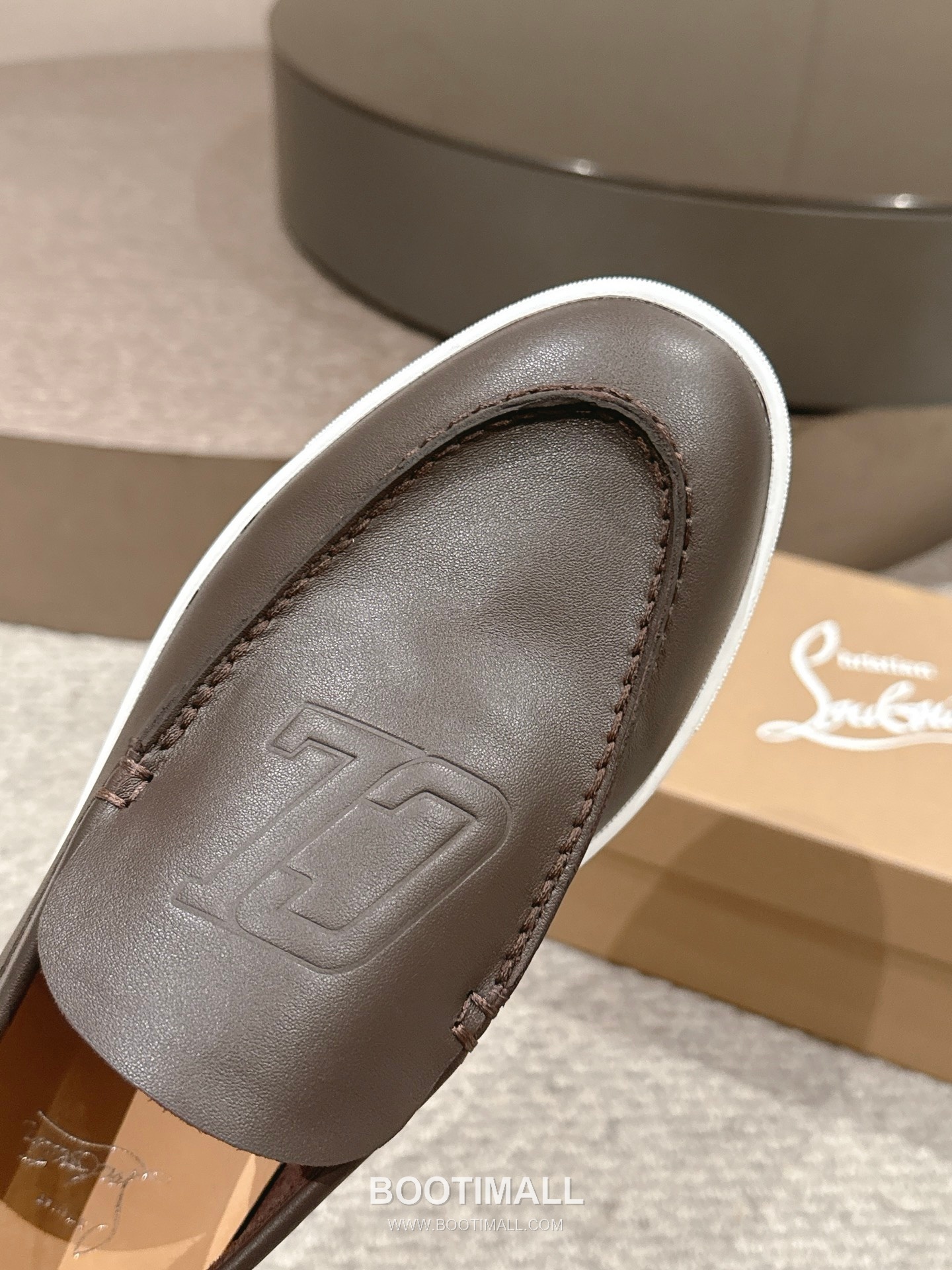 Christian Louboutin Chambeliboat Calfskin Leather Boat Loafer with Metal Buckle Strap Rubber Sole Detail 크리스찬루부탱 샴벨리보트 카프스킨 레더 보트 로퍼 메탈 버클 스트랩 러버솔 디테일 3cm 7