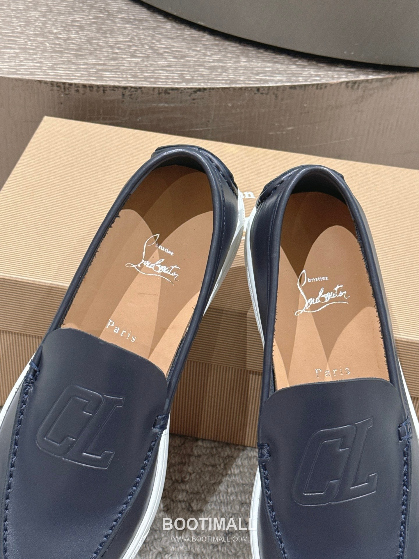 Christian Louboutin Chambeliboat Calfskin Leather Boat Loafer with Metal Buckle Strap Rubber Sole Detail 크리스찬루부탱 샴벨리보트 카프스킨 레더 보트 로퍼 메탈 버클 스트랩 러버솔 디테일 3cm 5