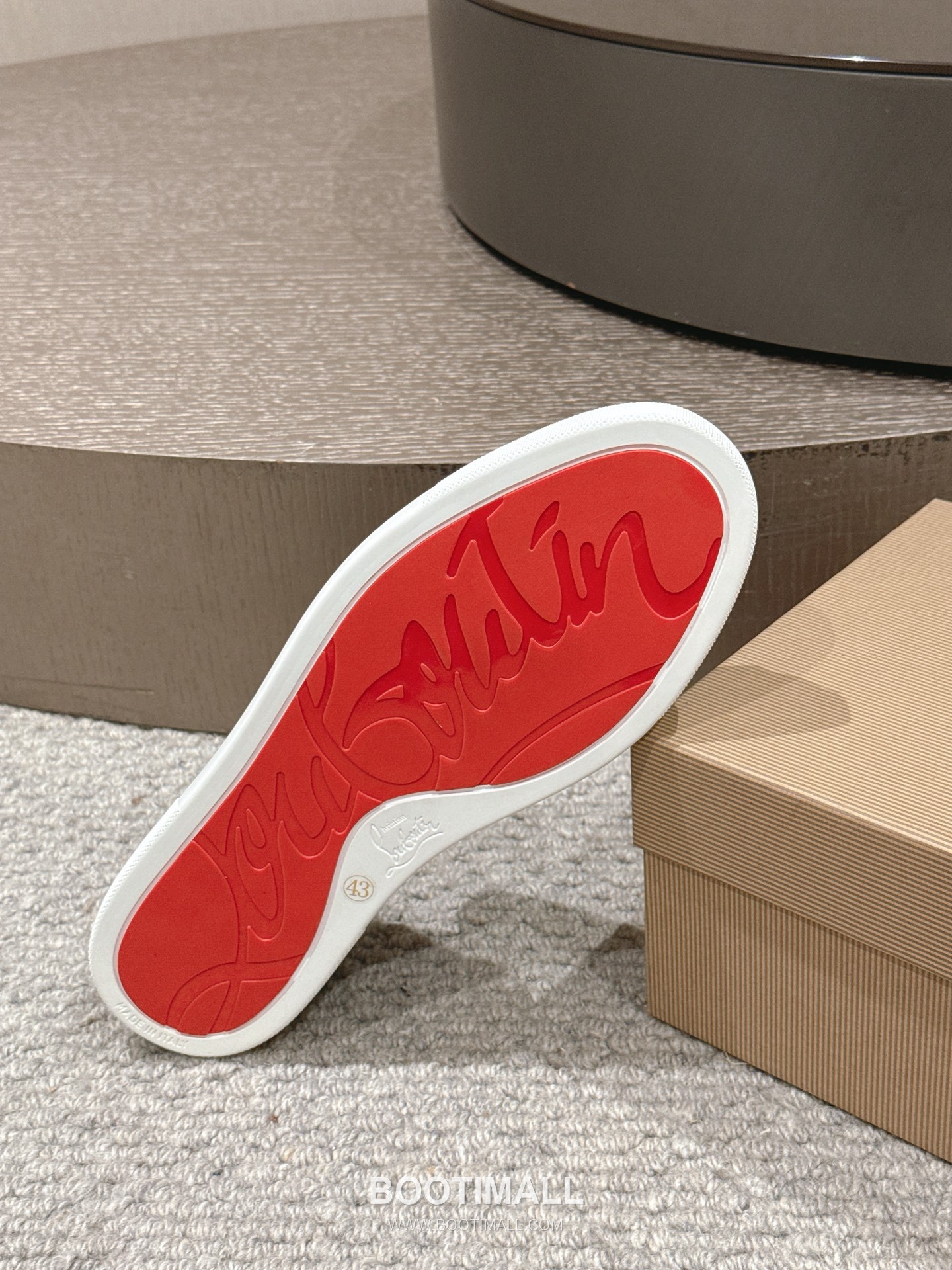 Christian Louboutin Chambeliboat Calfskin Leather Boat Loafer with Metal Buckle Strap Rubber Sole Detail 크리스찬루부탱 샴벨리보트 카프스킨 레더 보트 로퍼 메탈 버클 스트랩 러버솔 디테일 3cm 9