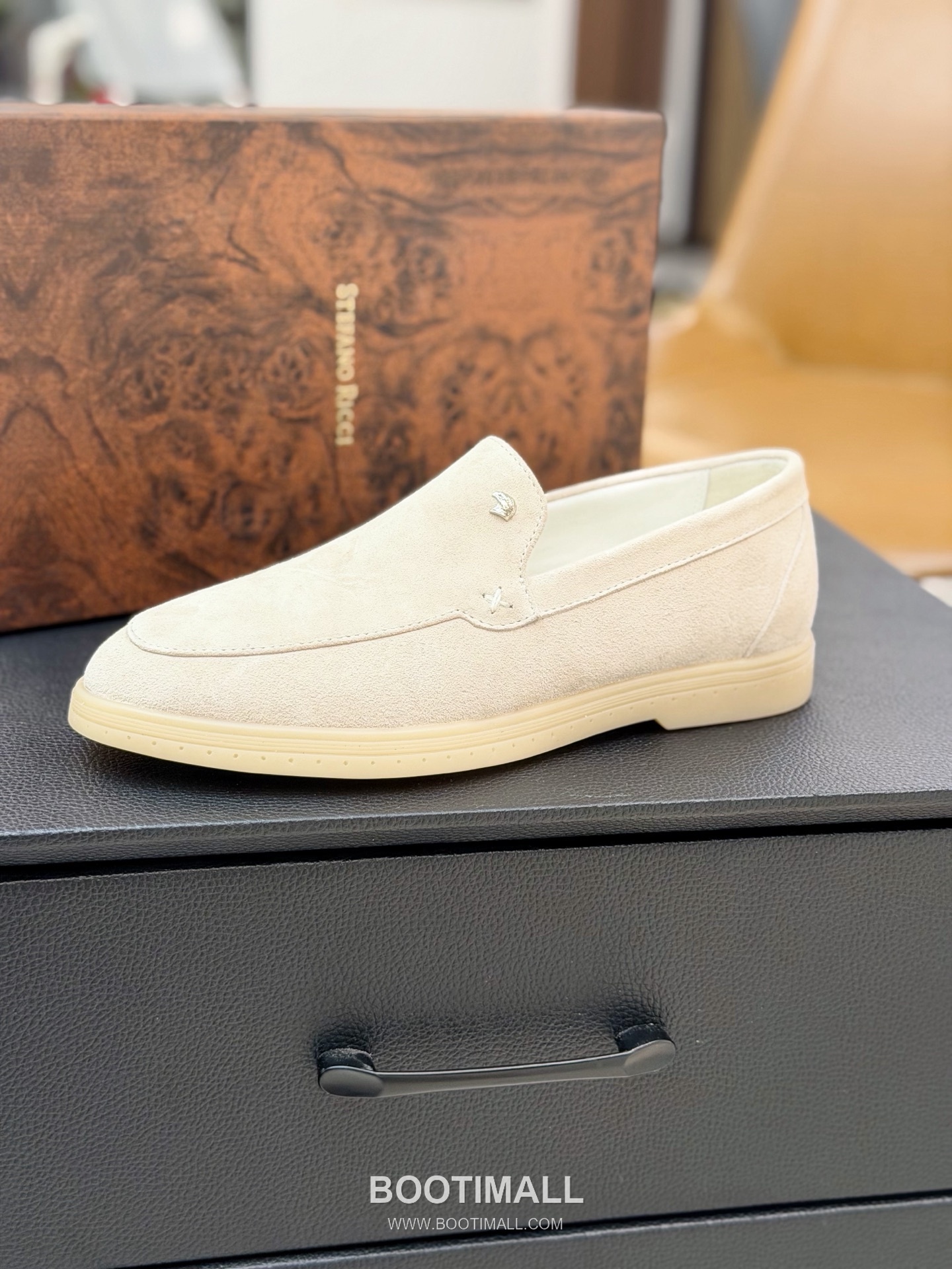 Stefano Ricci Nappa Calfskin Leather Low Sneakers with Metal Logo Tongue Buckle Detail 스테파노리치 나파 카프스킨 레더 로우 스니커즈 메탈 로고 텅 버클 디테일 3cm 5