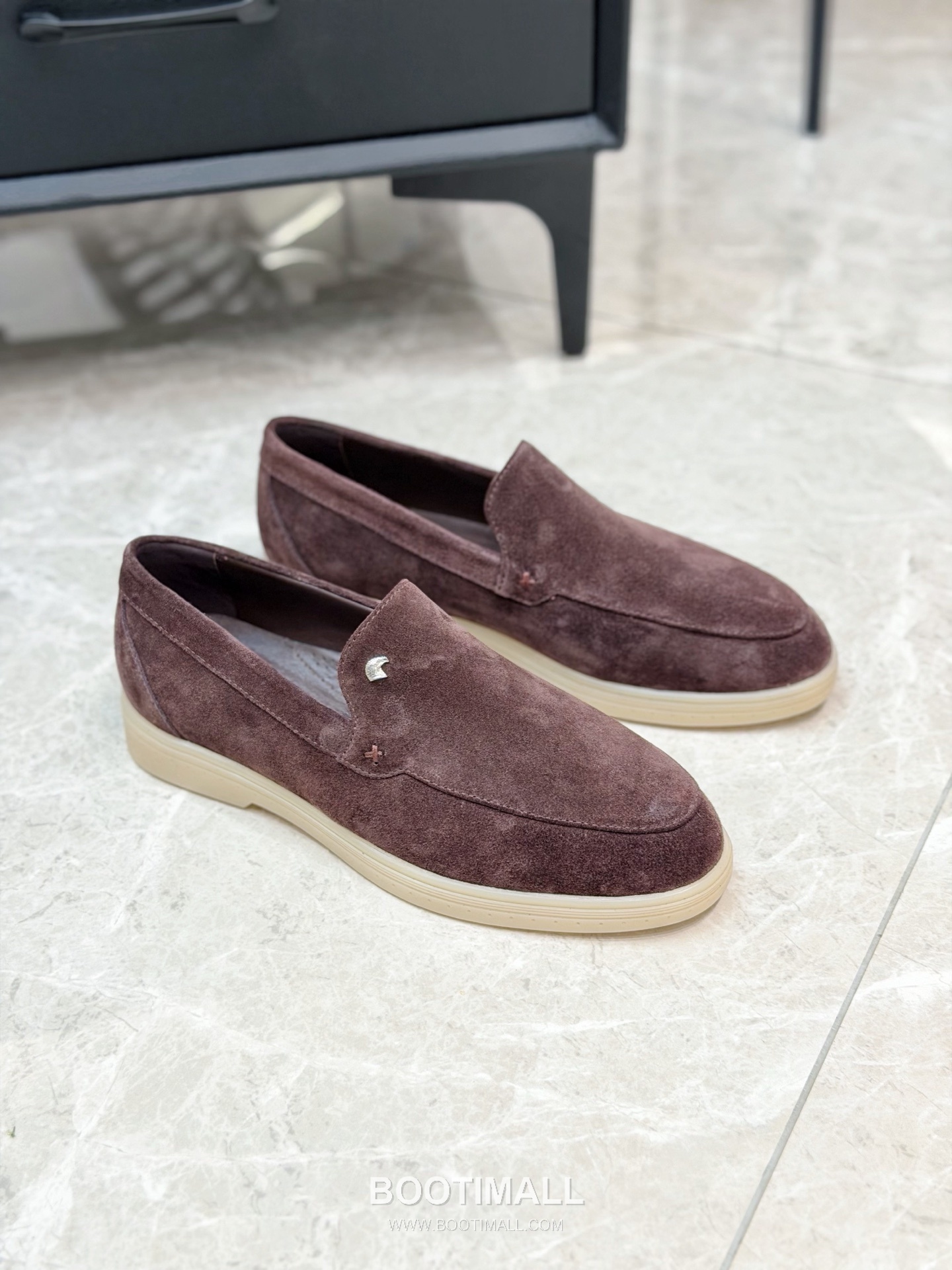 Stefano Ricci Nappa Calfskin Leather Low Sneakers with Metal Logo Tongue Buckle Detail 스테파노리치 나파 카프스킨 레더 로우 스니커즈 메탈 로고 텅 버클 디테일 3cm 5