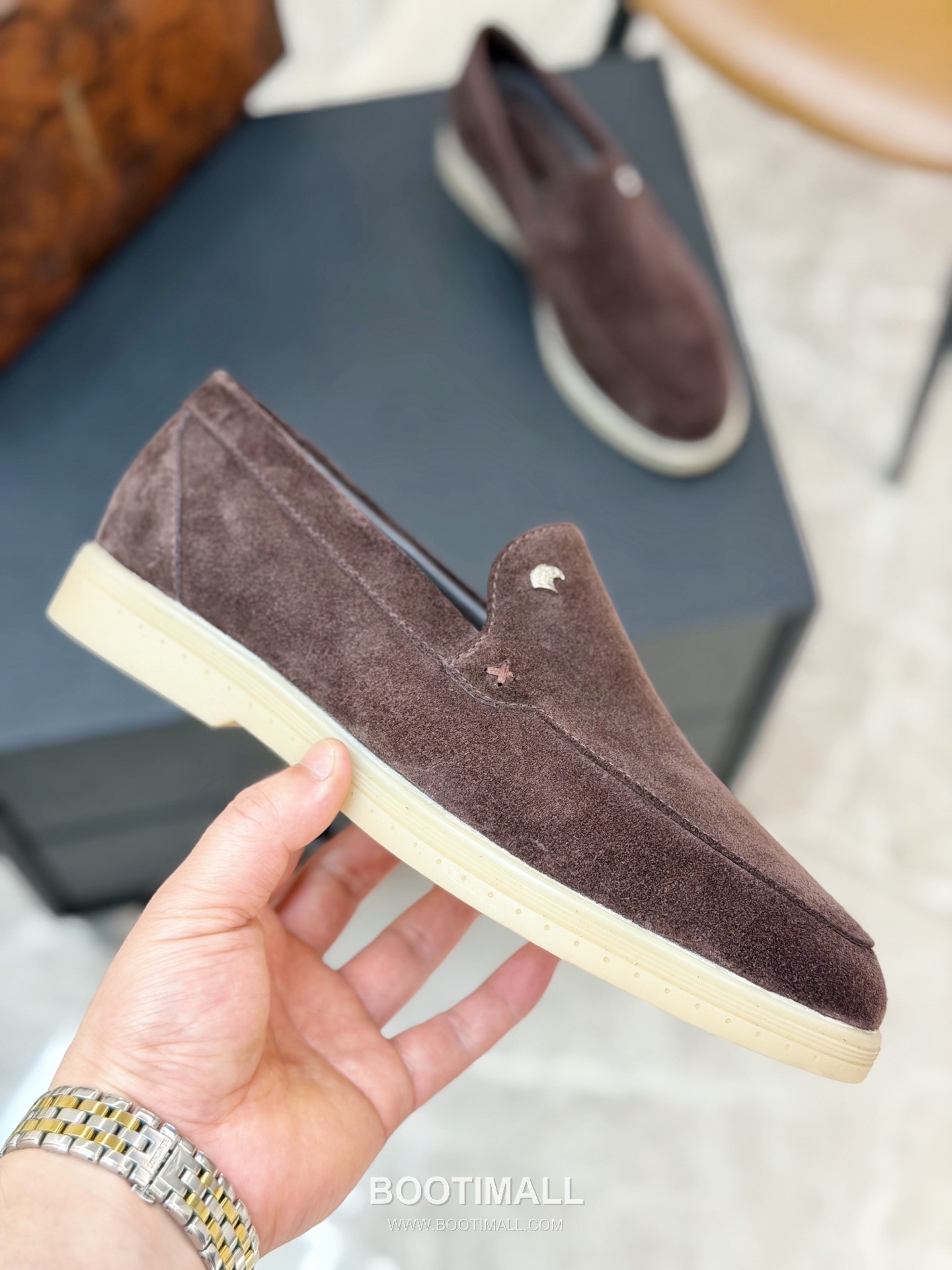 Stefano Ricci Nappa Calfskin Leather Low Sneakers with Metal Logo Tongue Buckle Detail 스테파노리치 나파 카프스킨 레더 로우 스니커즈 메탈 로고 텅 버클 디테일 3cm 7